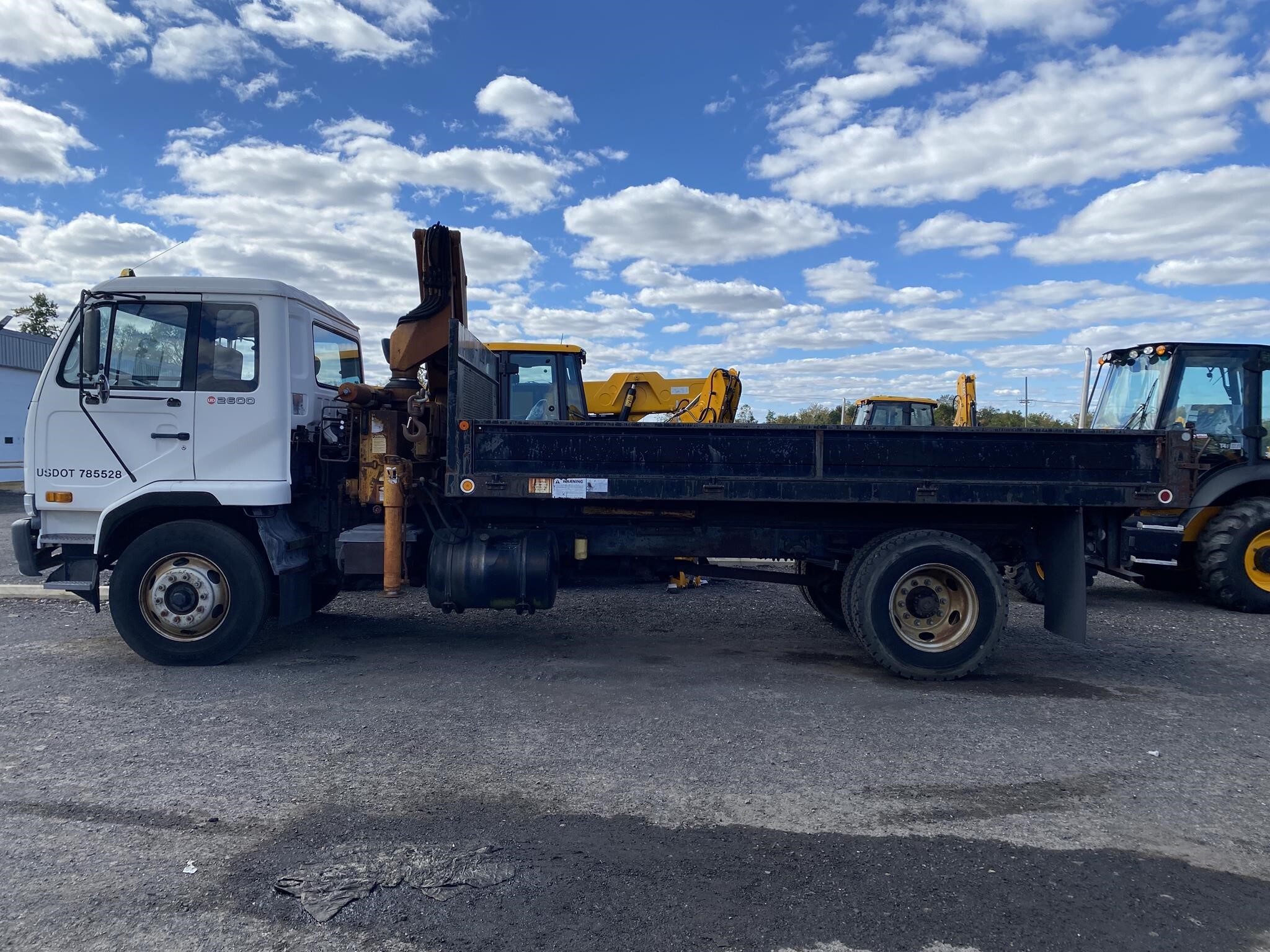 1995 UD 2600 in Warrington, PA