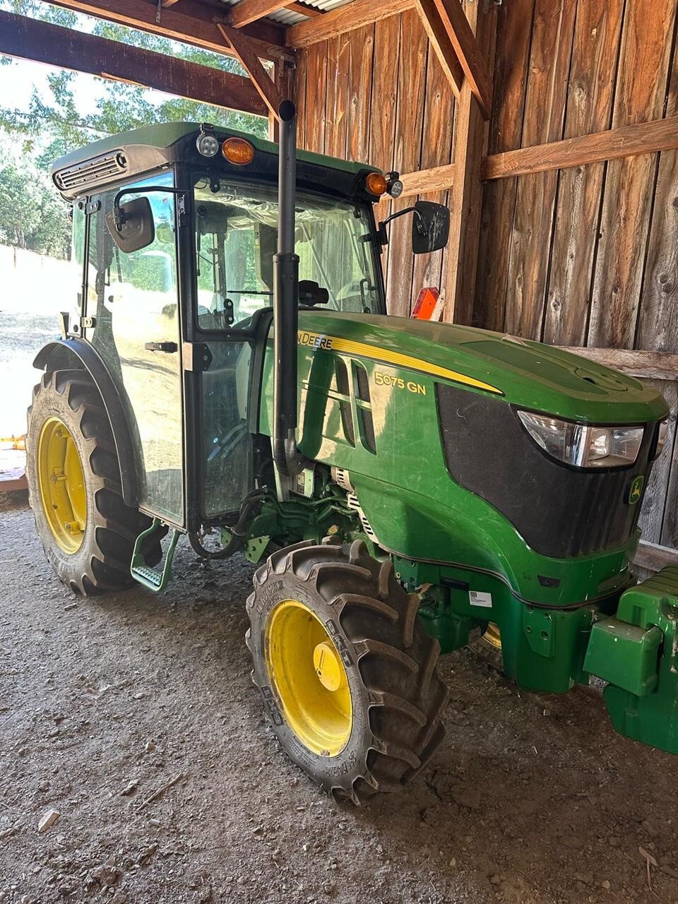 2022 JOHN DEERE 5075GN in Santa Rosa, CA