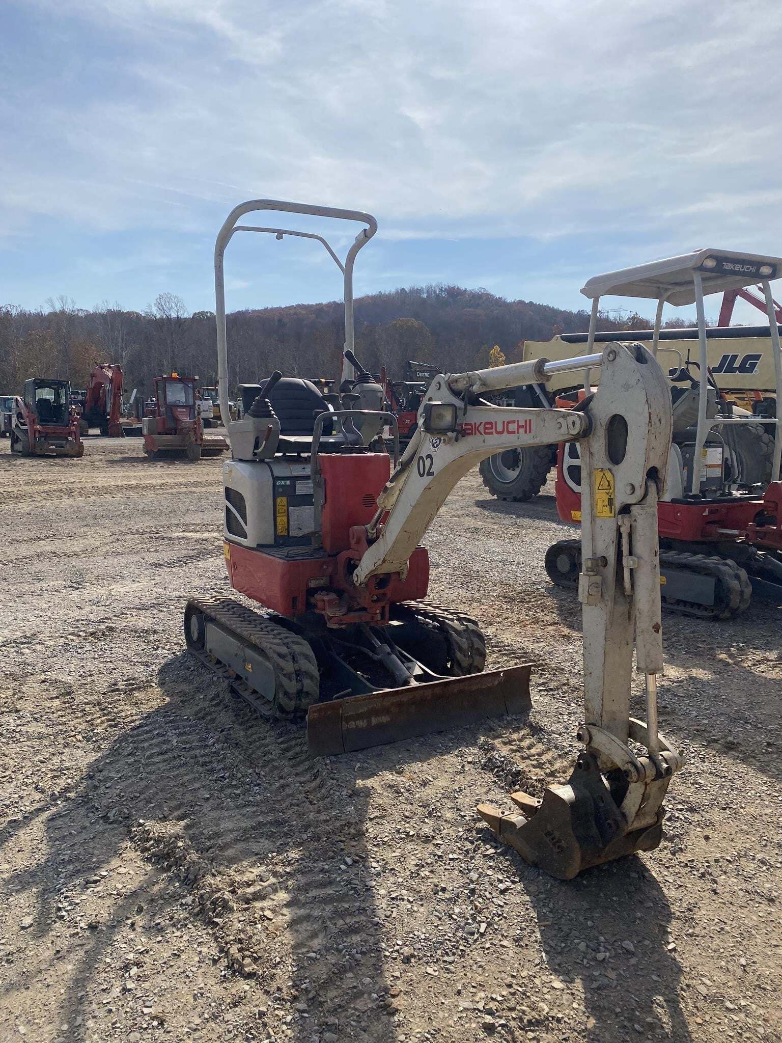2023 TAKEUCHI TB210R in Lynchburg, VA