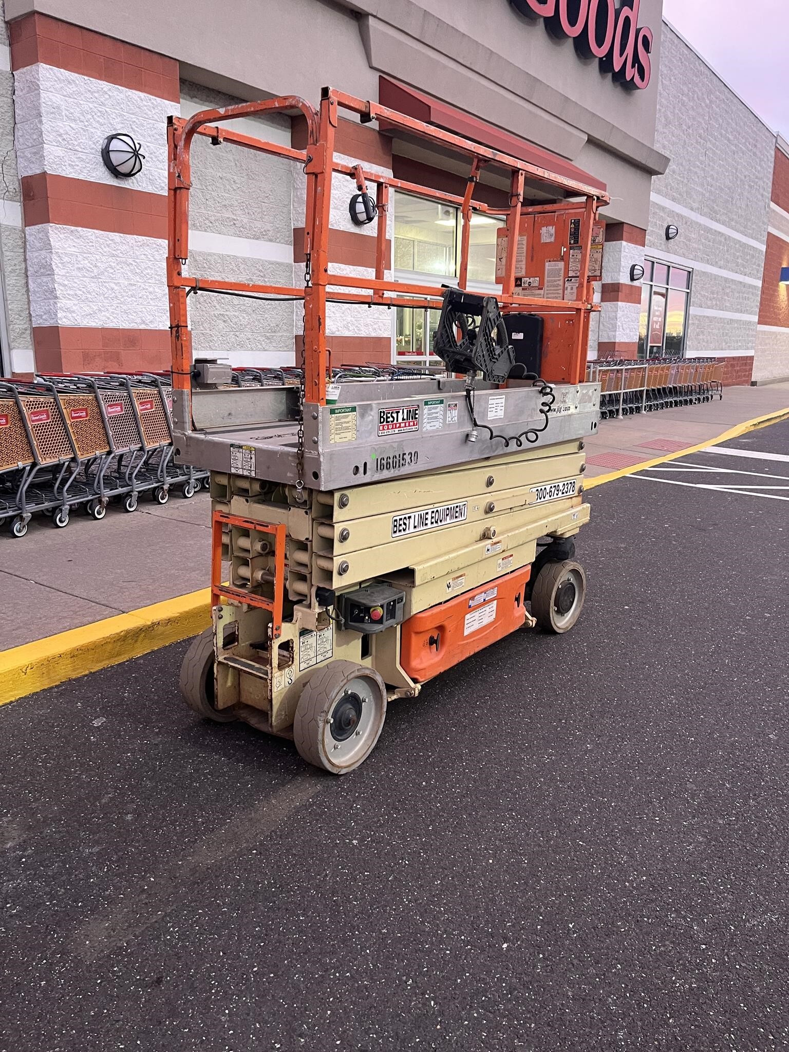 2011 JLG 2630ES in Warminster, PA