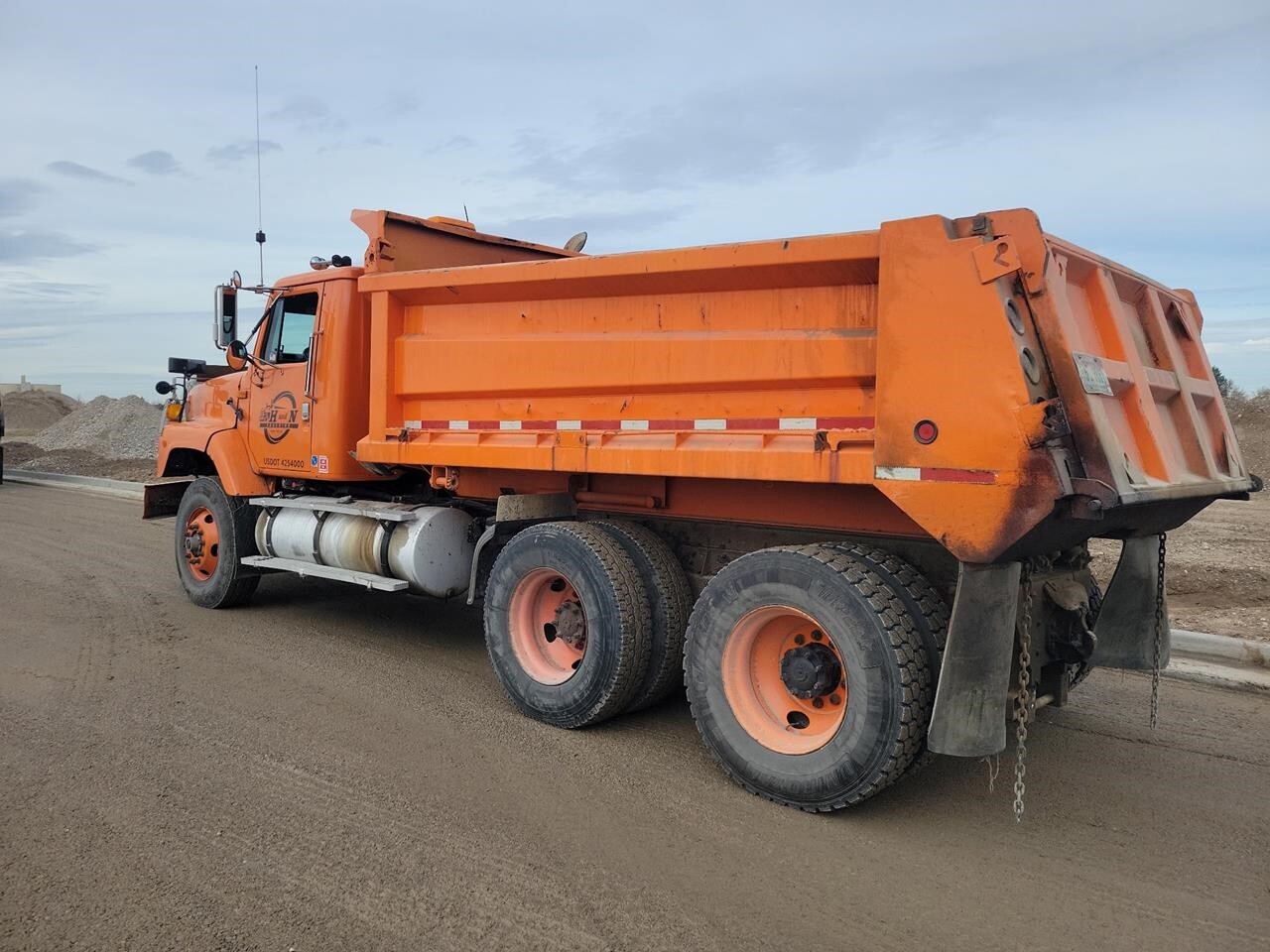 2002 INTERNATIONAL DURASTAR 4300 in Idaho Falls, ID