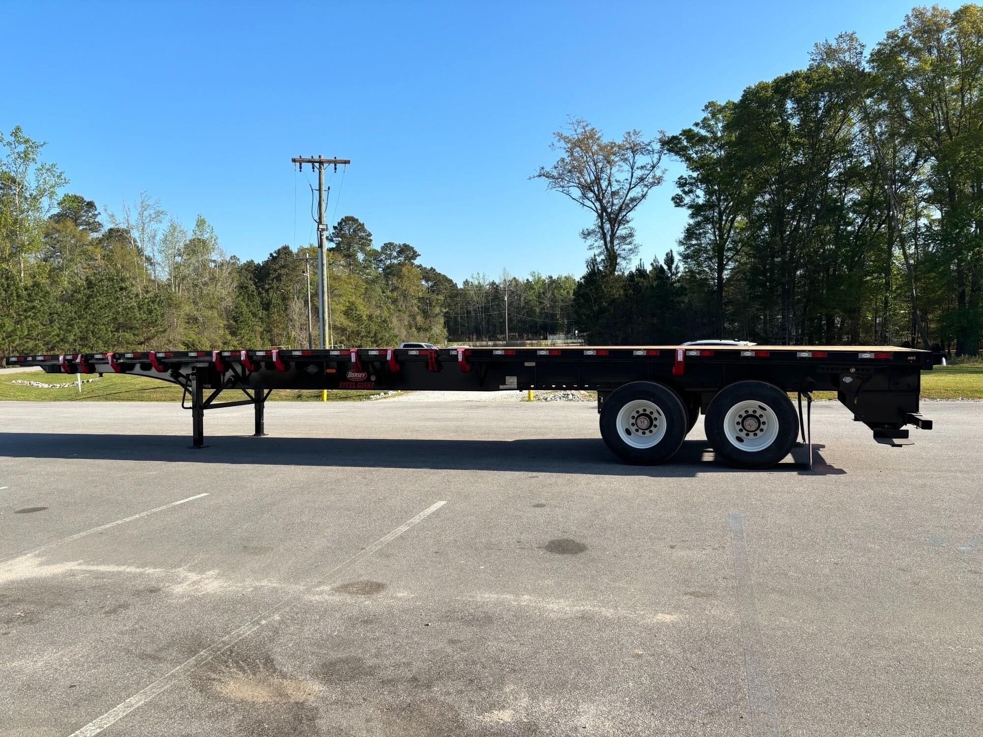 2027 DORSEY 45' X 102" X STEEL LIFT HAULER FLATBED in Saint George, SC