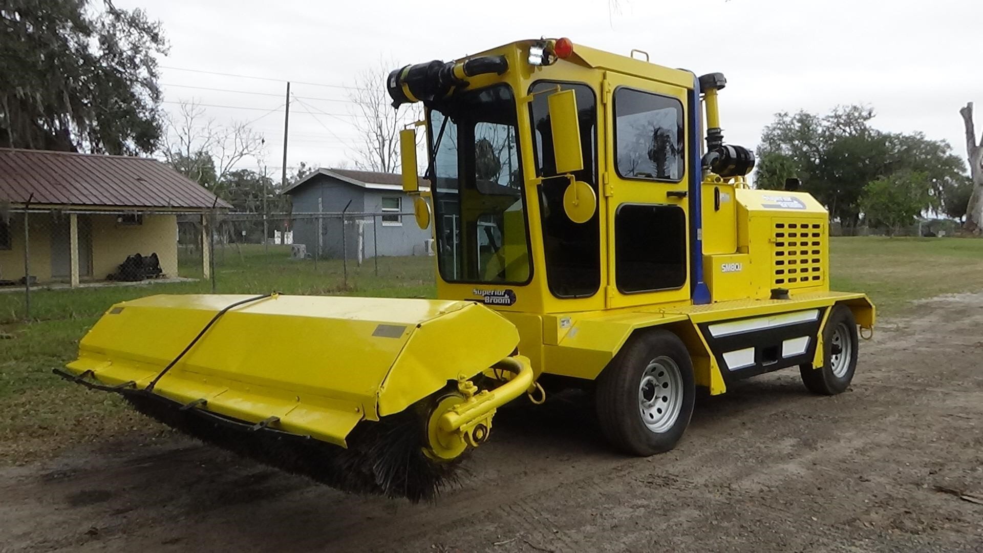 2011 SUPERIOR BROOM SM80J in Ocala, FL