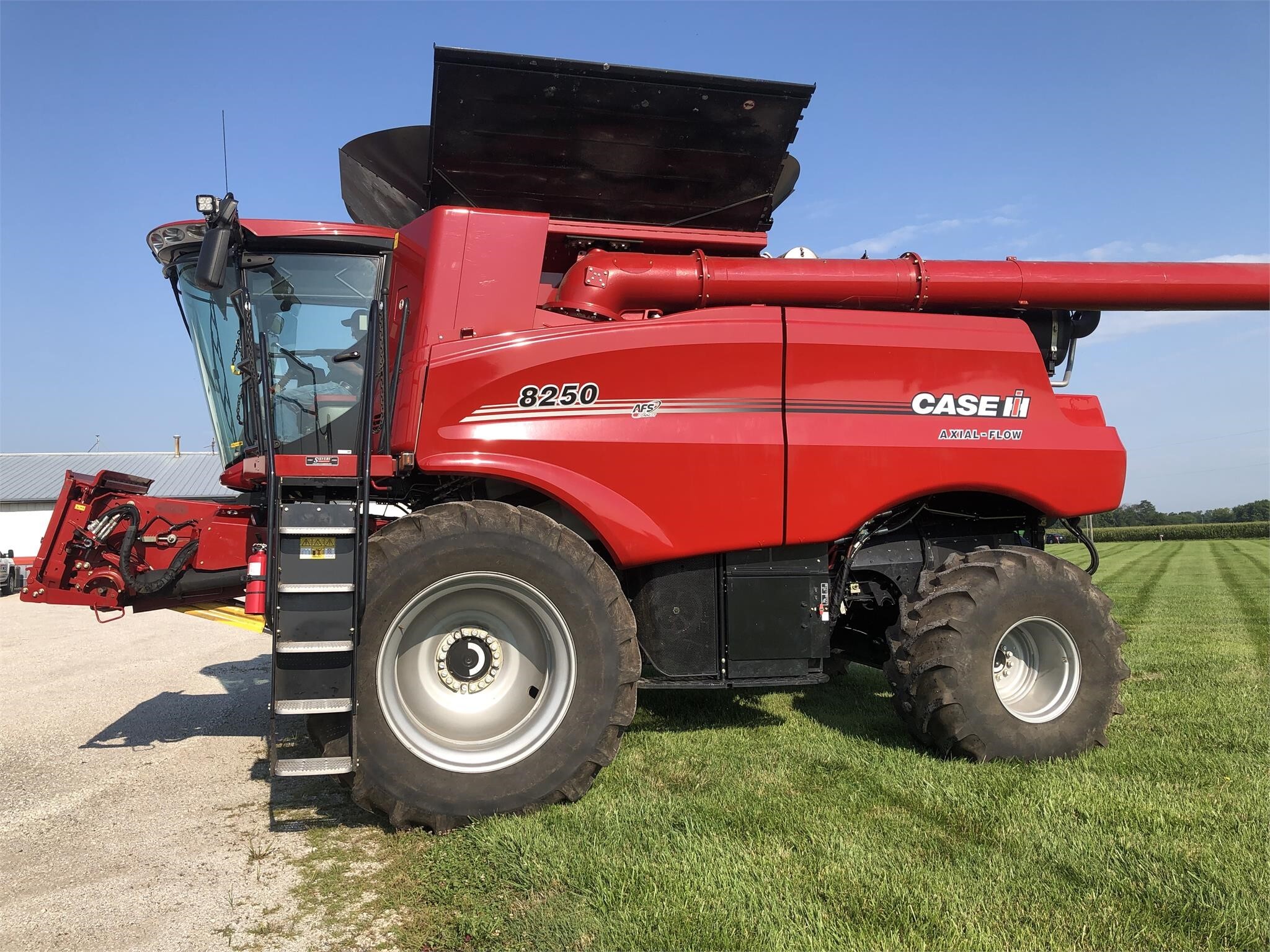 2021 CASE IH 8250 in Hamel, IL