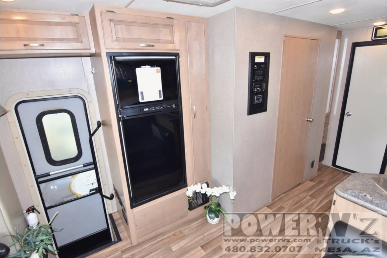 A photo of this 2018 Thor Motor Coach Outlaw 29H