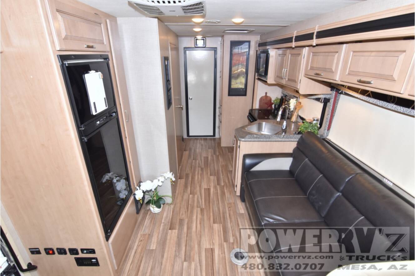 A photo of this 2018 Thor Motor Coach Outlaw 29H