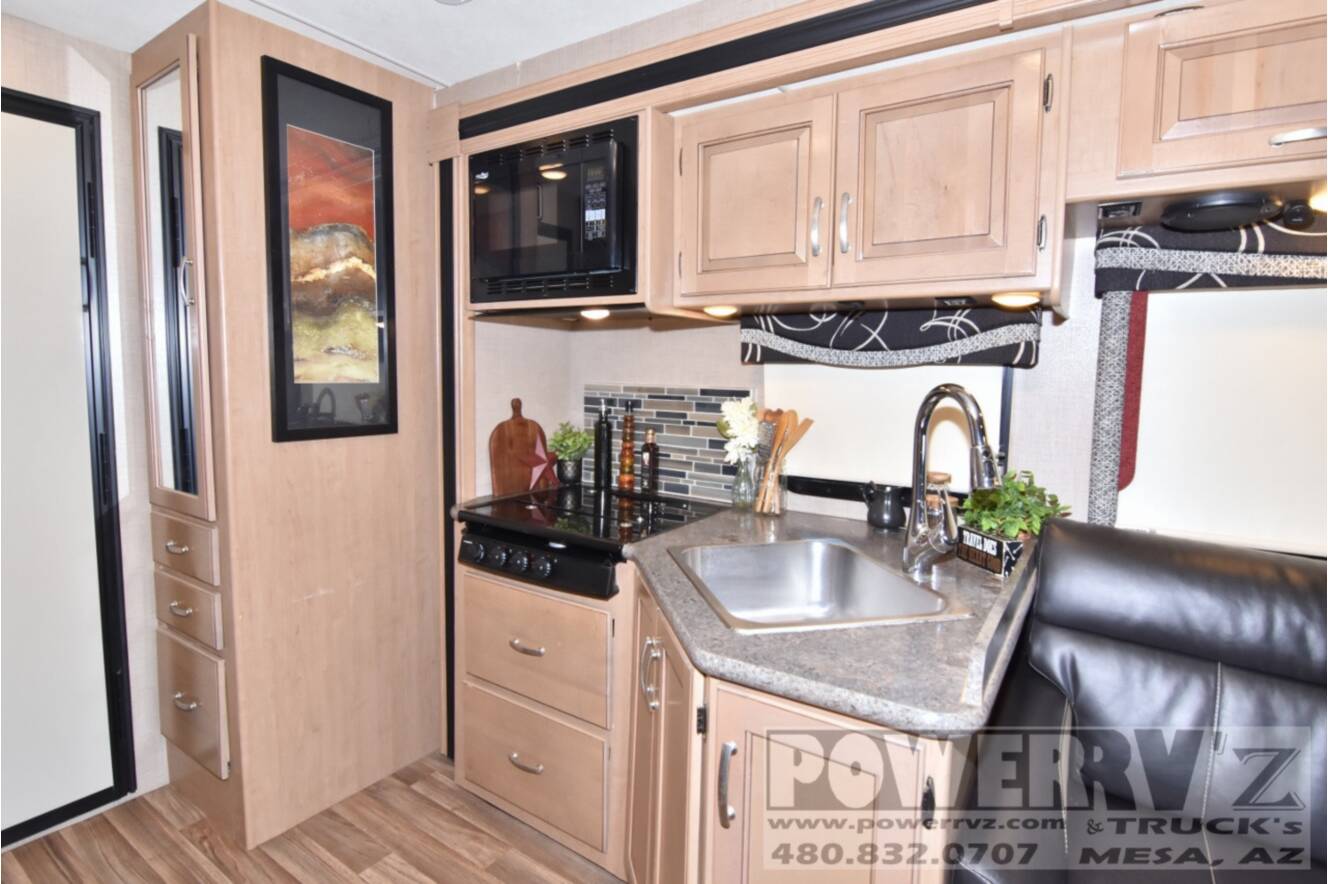A photo of this 2018 Thor Motor Coach Outlaw 29H
