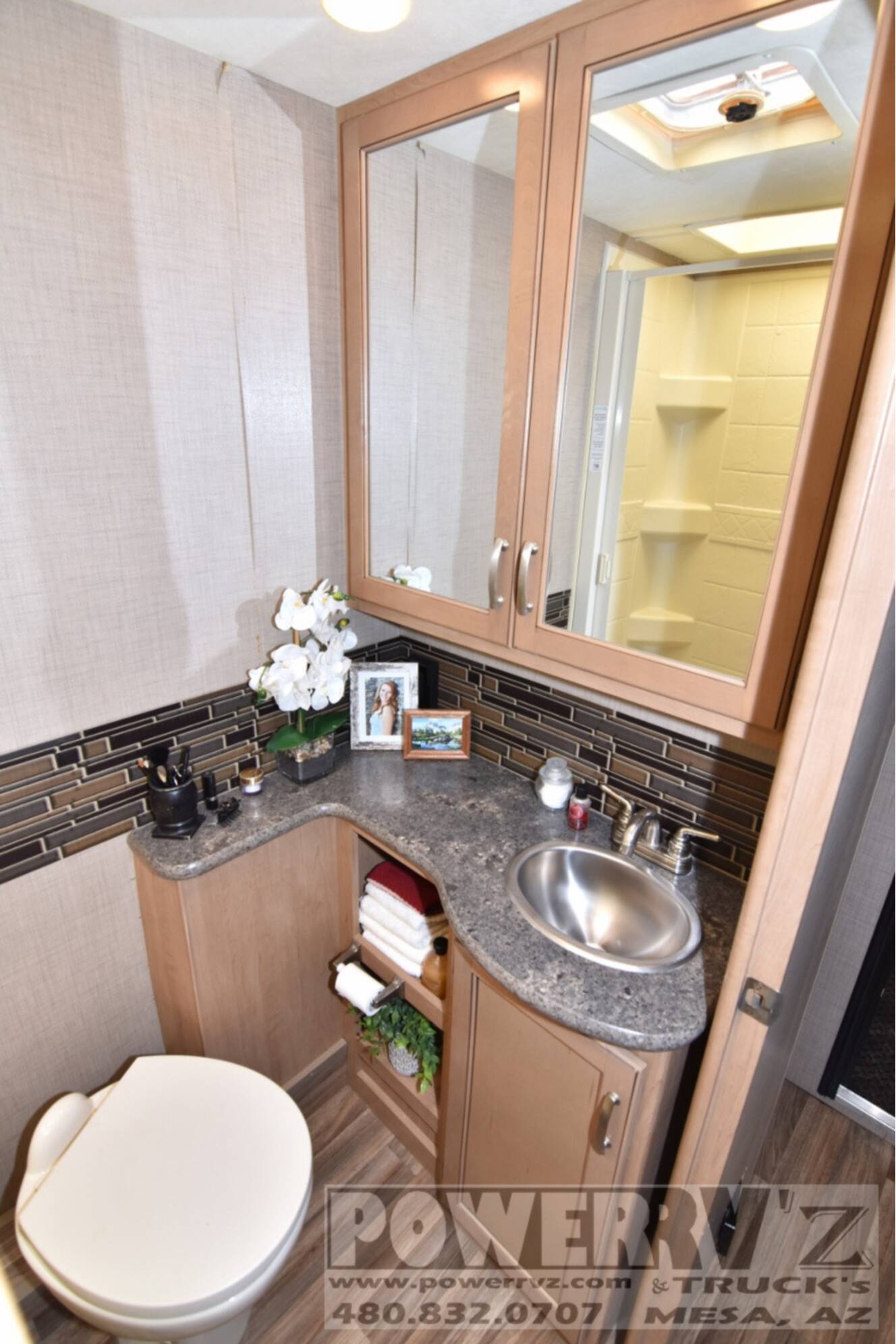 A photo of this 2018 Thor Motor Coach Outlaw 29H