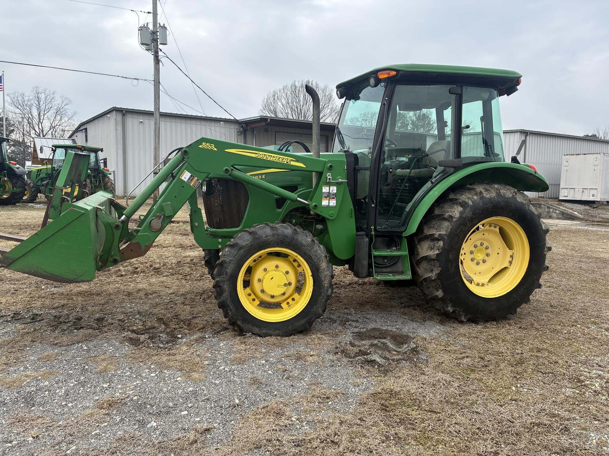 2011 JOHN DEERE 5083E in Athens, AL