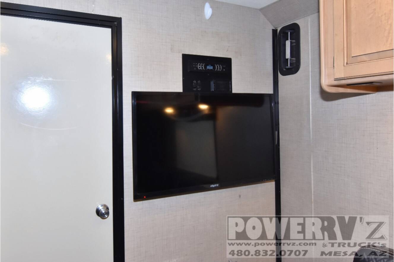 A photo of this 2018 Thor Motor Coach Outlaw 29H