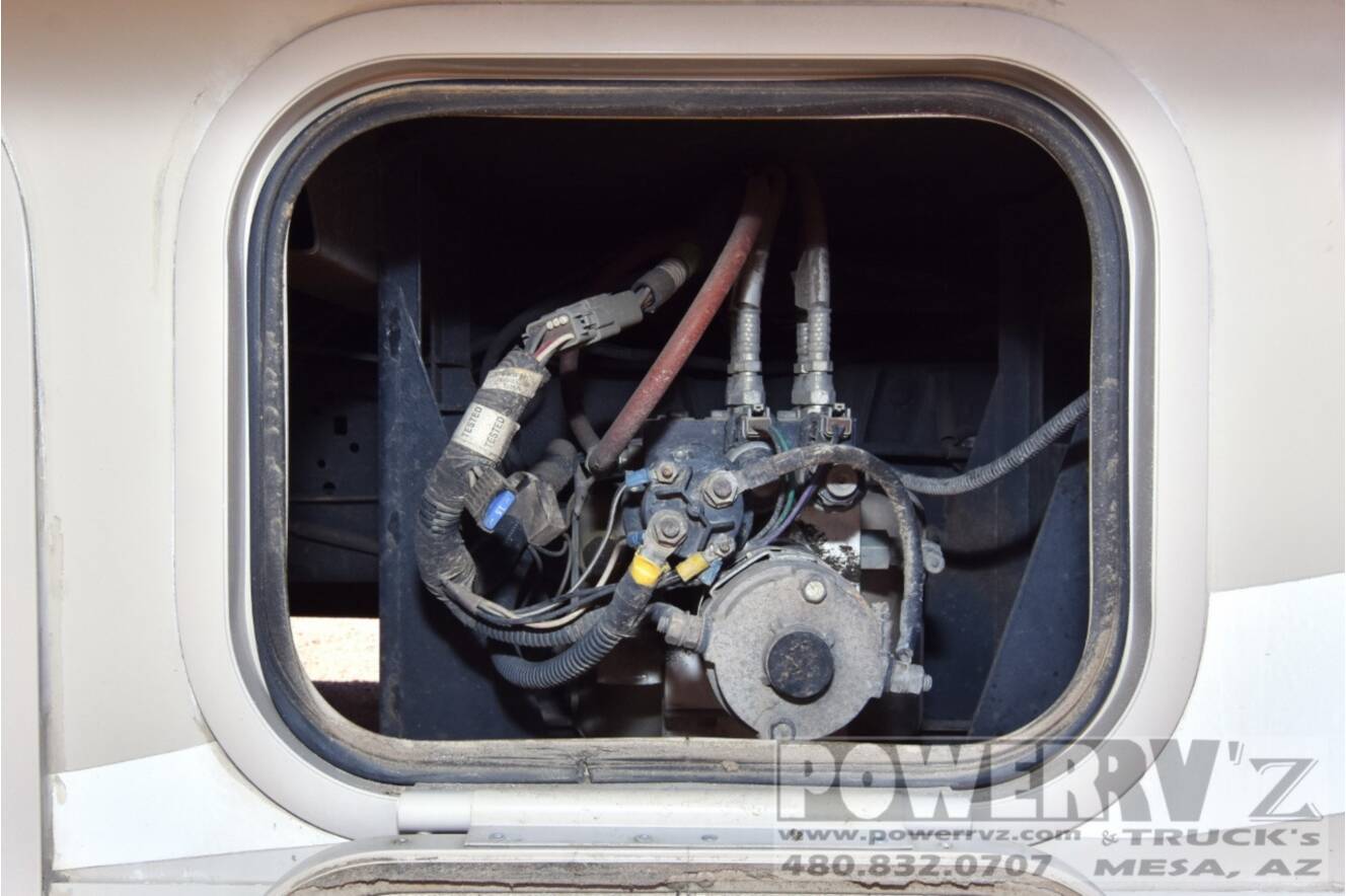 A photo of this 2018 Thor Motor Coach Outlaw 29H