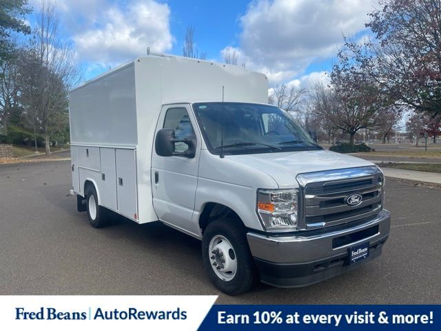 2026 FORD ECONOLINE in Doylestown, PA