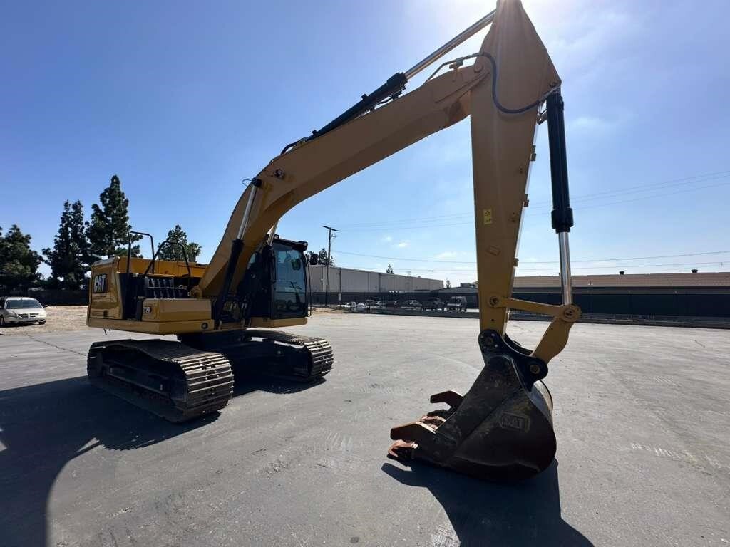 2024 CATERPILLAR 320 in Ontario, CA