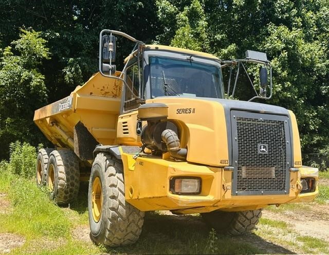 2013 DEERE 300D II in Asheboro, NC