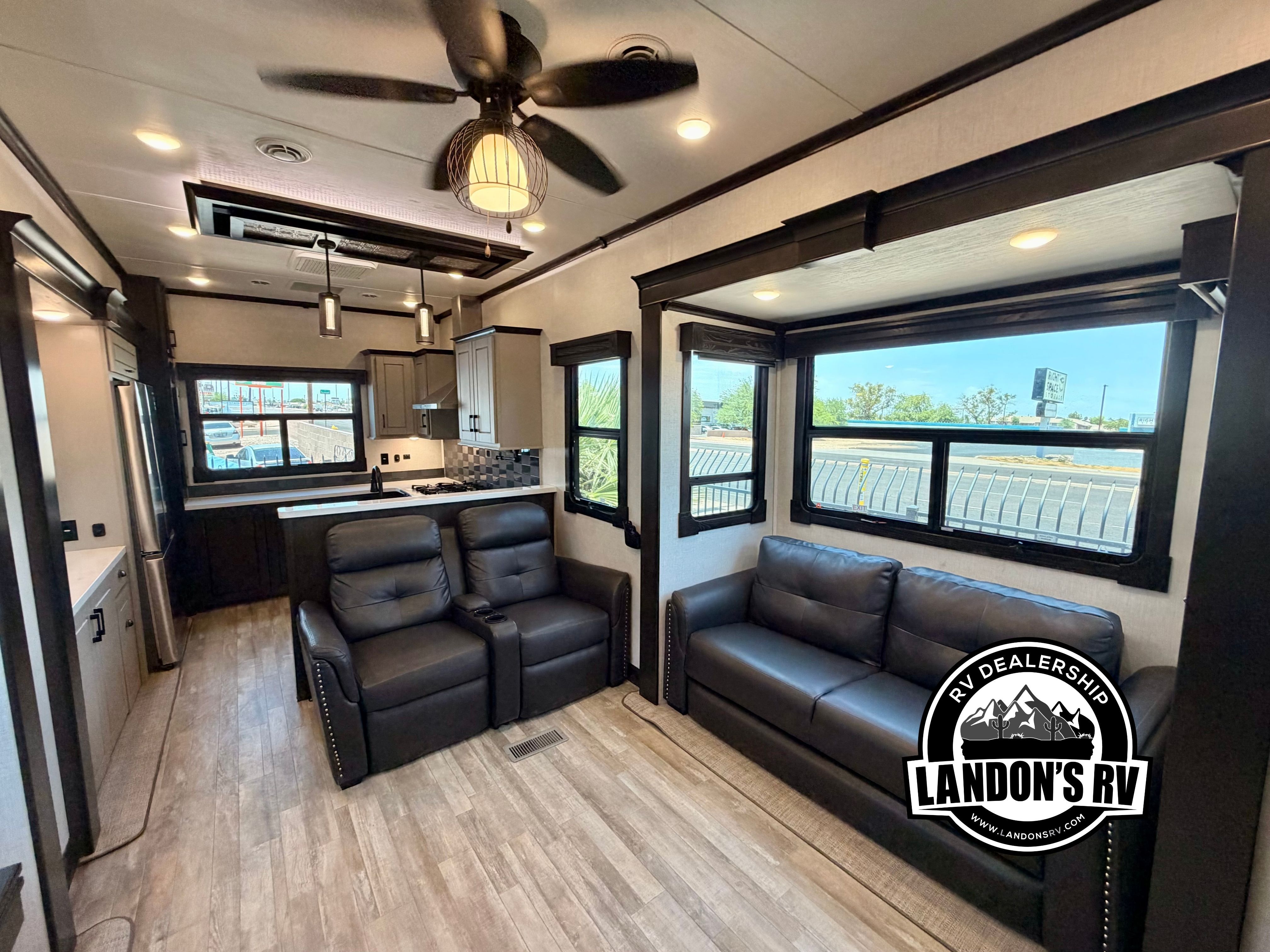 2022 Redwood REDWOOD 4001LK in mesa AZ