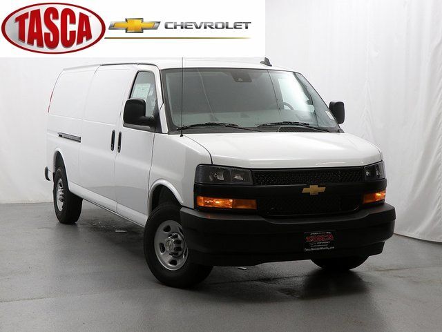 2025 CHEVROLET Express 3500 in Wheeling, IL