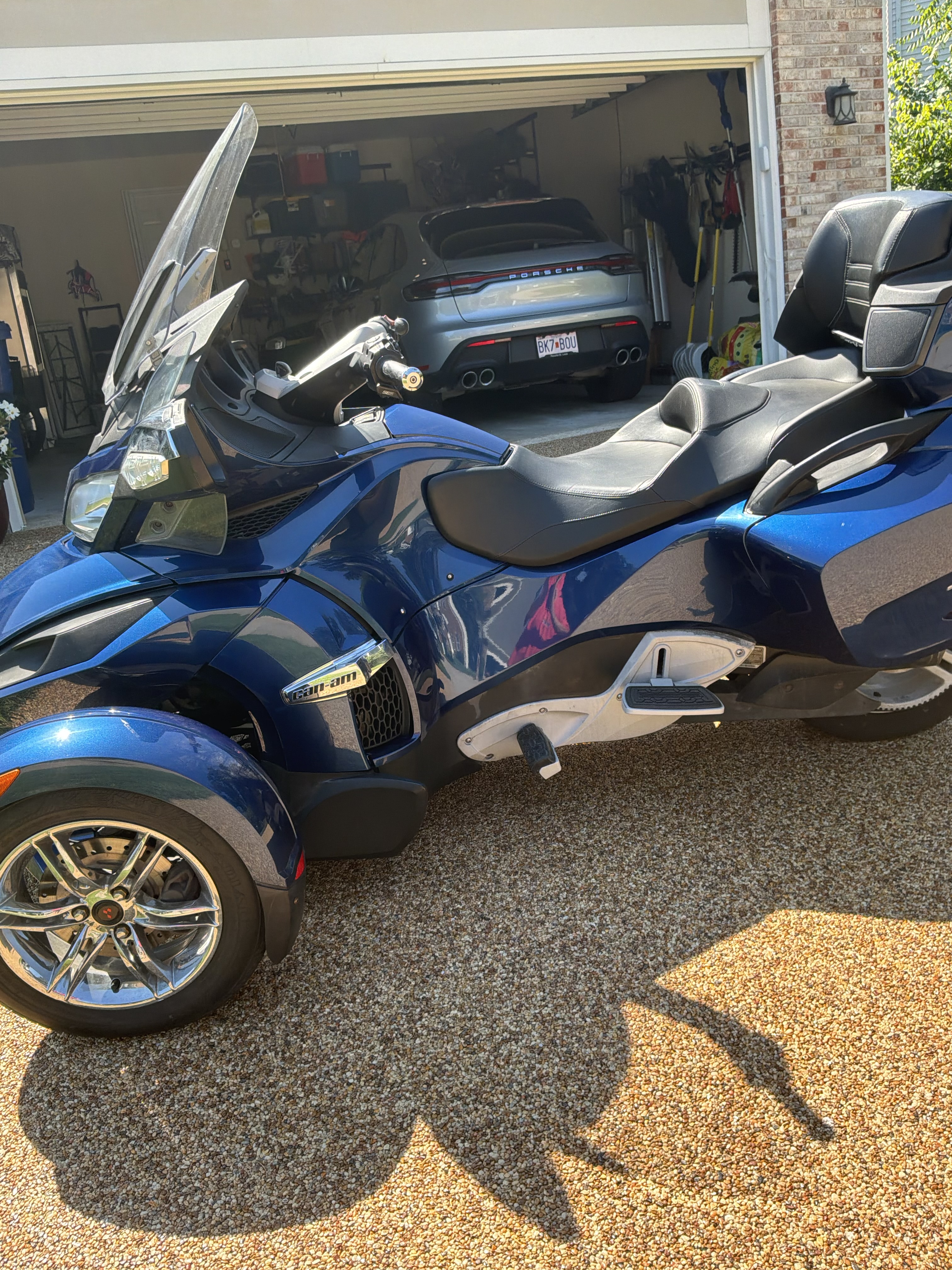 2011 Can-Am SPYDER F3 LIMITED LIMITED in Lake St Louis, MO