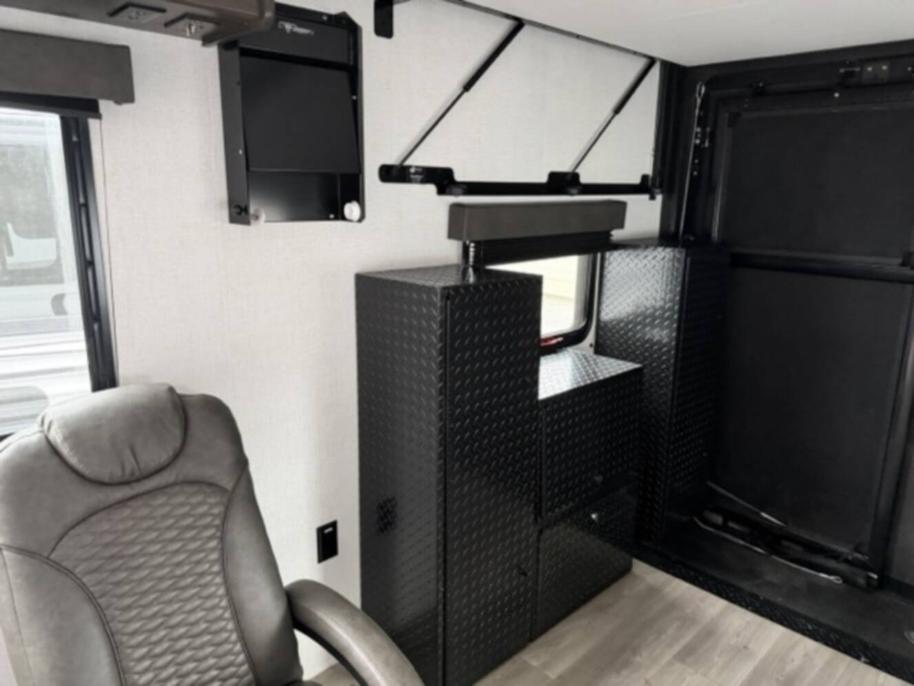 A photo of this 2024 Grand Design Momentum MAV 22MAV
