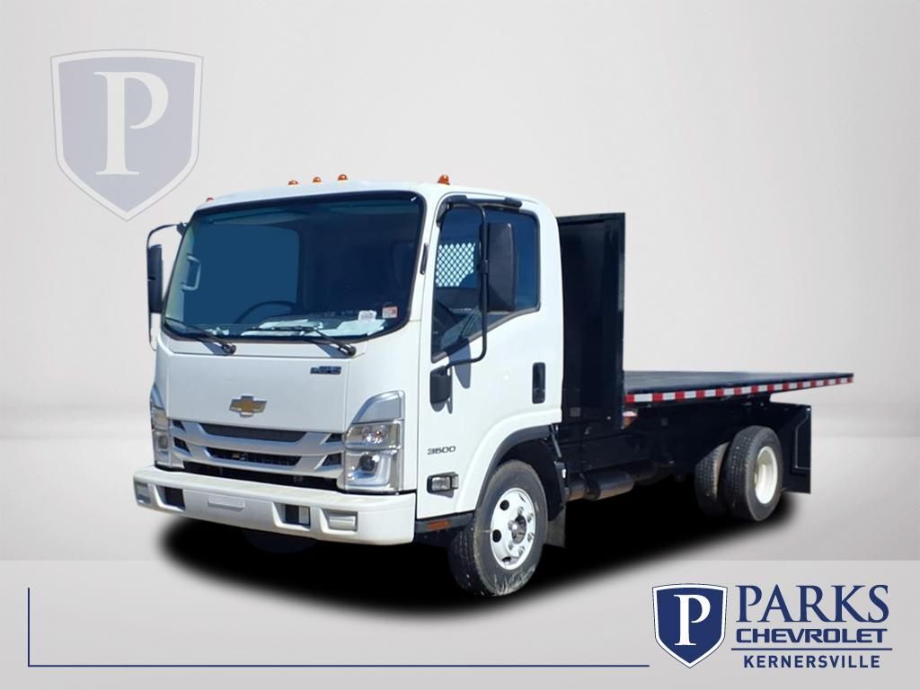 2024 CHEVROLET 3500 HG LCF Gas in Kernersville, NC