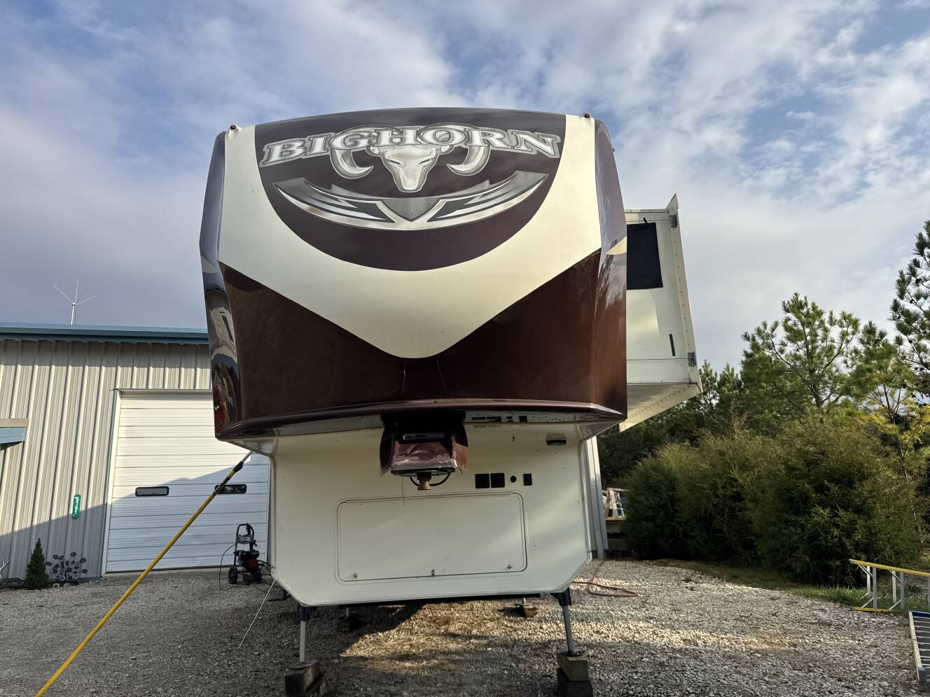 A photo of this 2016 Heartland BIGHORN 300RL