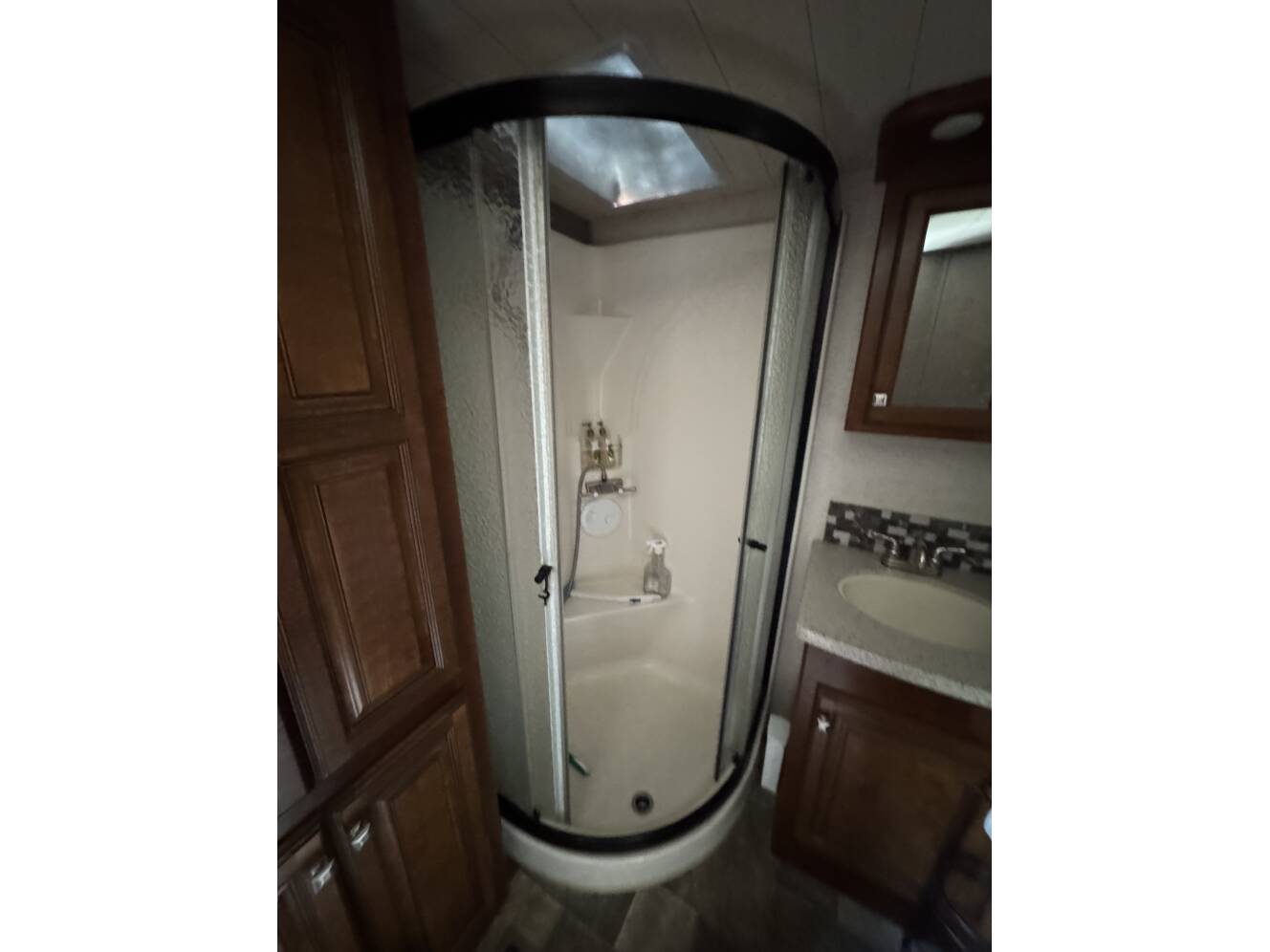 A photo of this 2016 Heartland BIGHORN 300RL