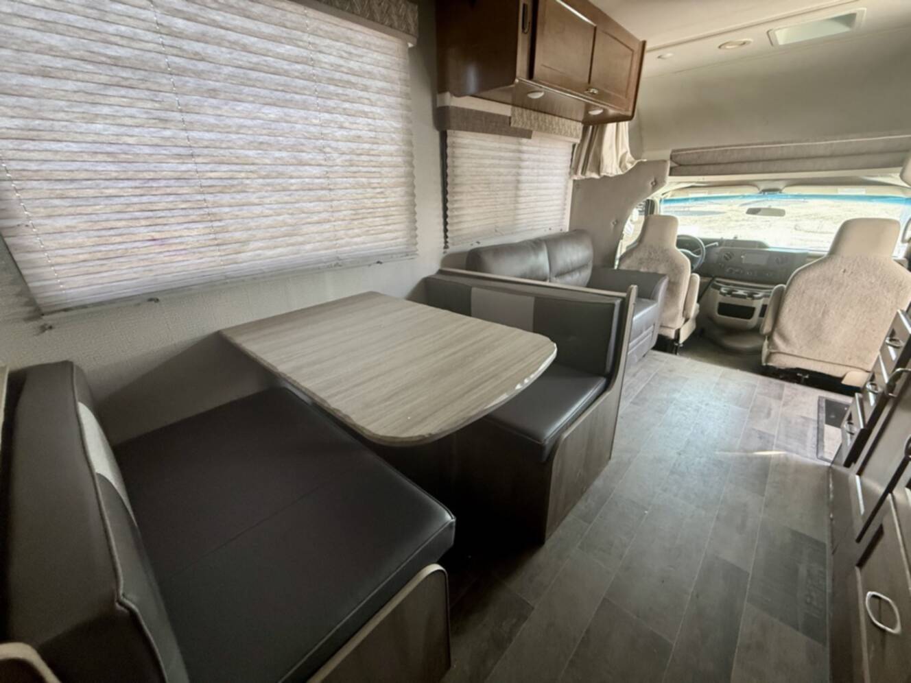 A photo of this 2018 Winnebago OUTLOOK 25J