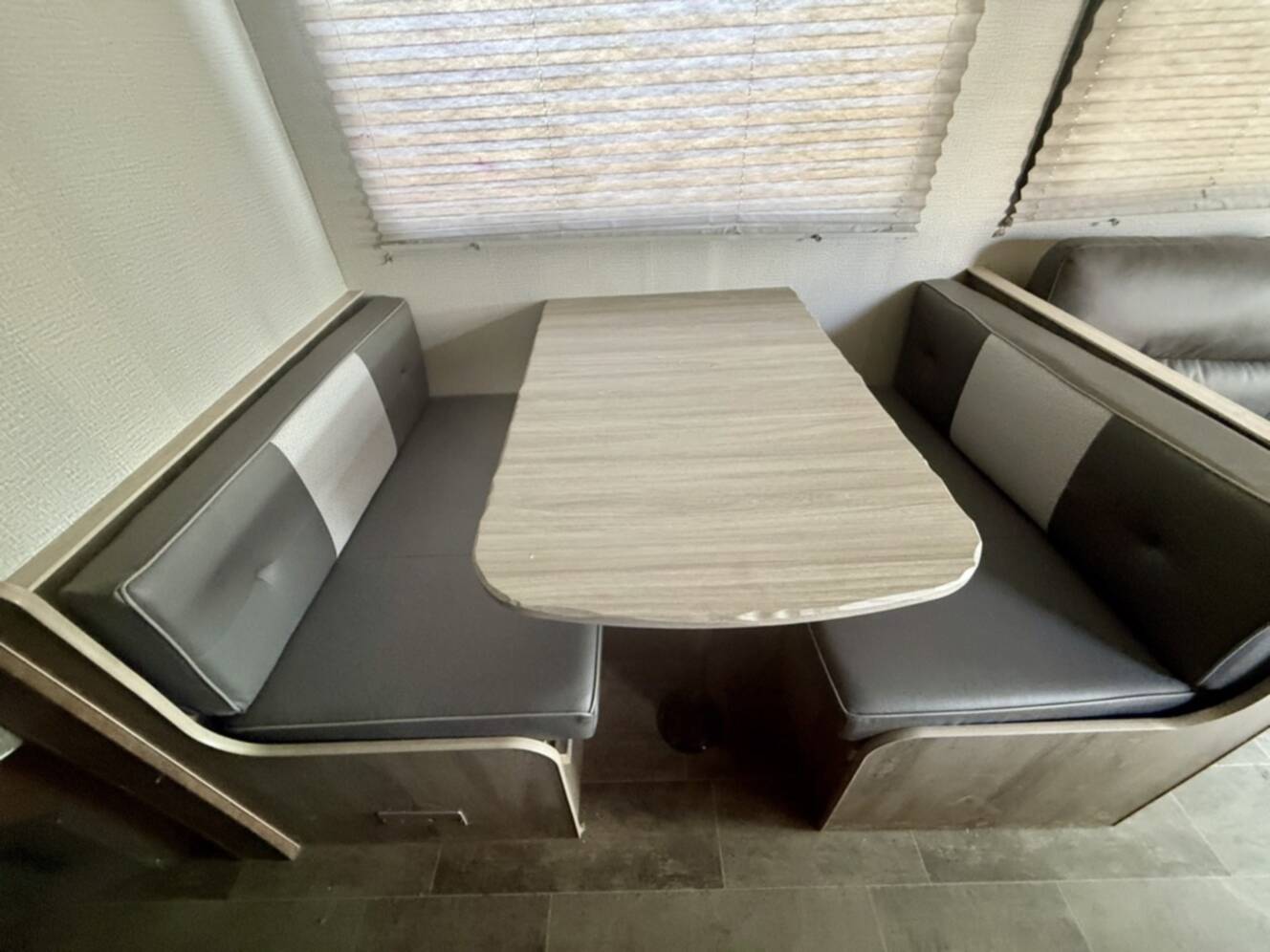A photo of this 2018 Winnebago OUTLOOK 25J