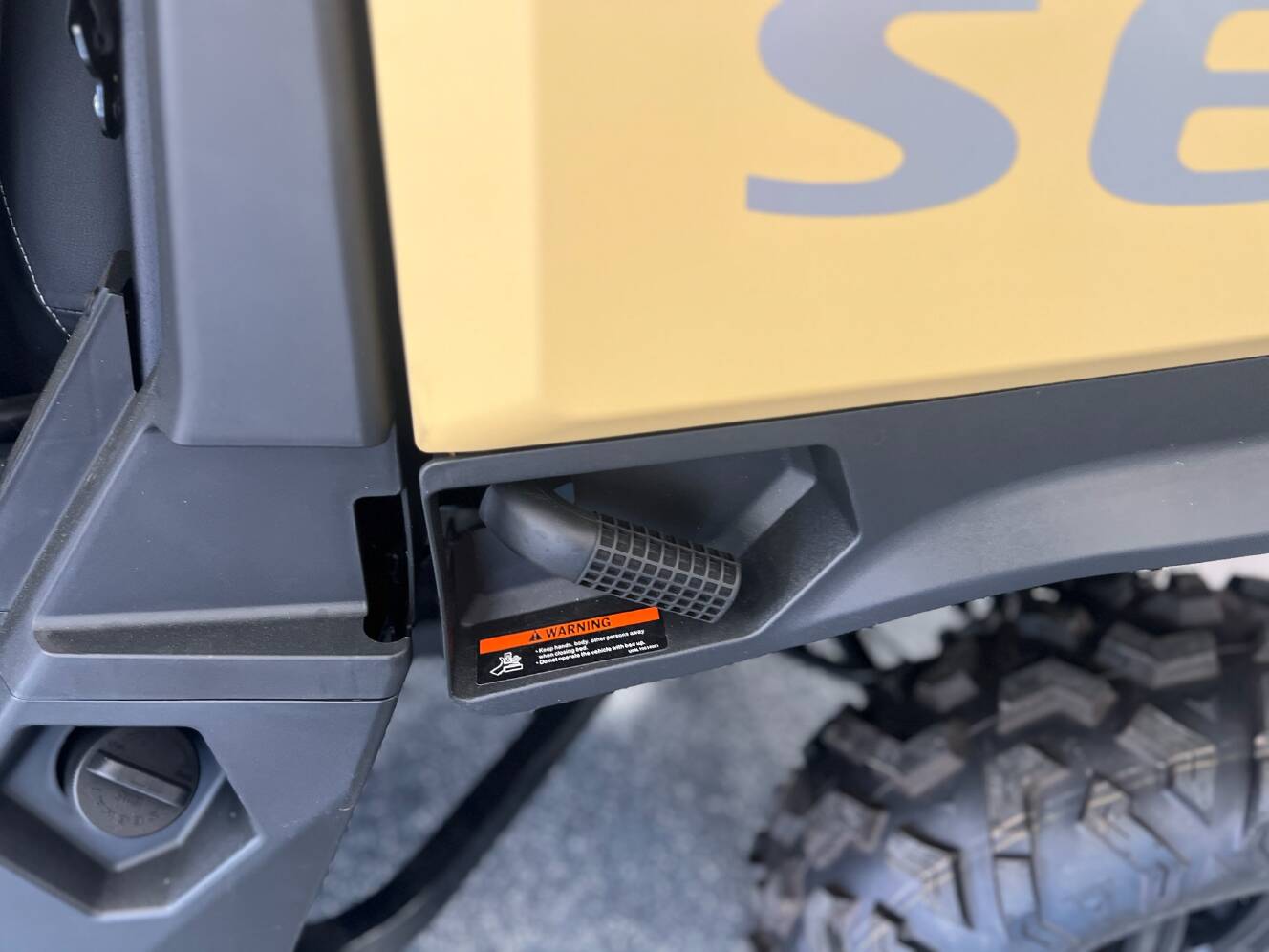 A photo of this 2025 Segway Powersports UT6 P