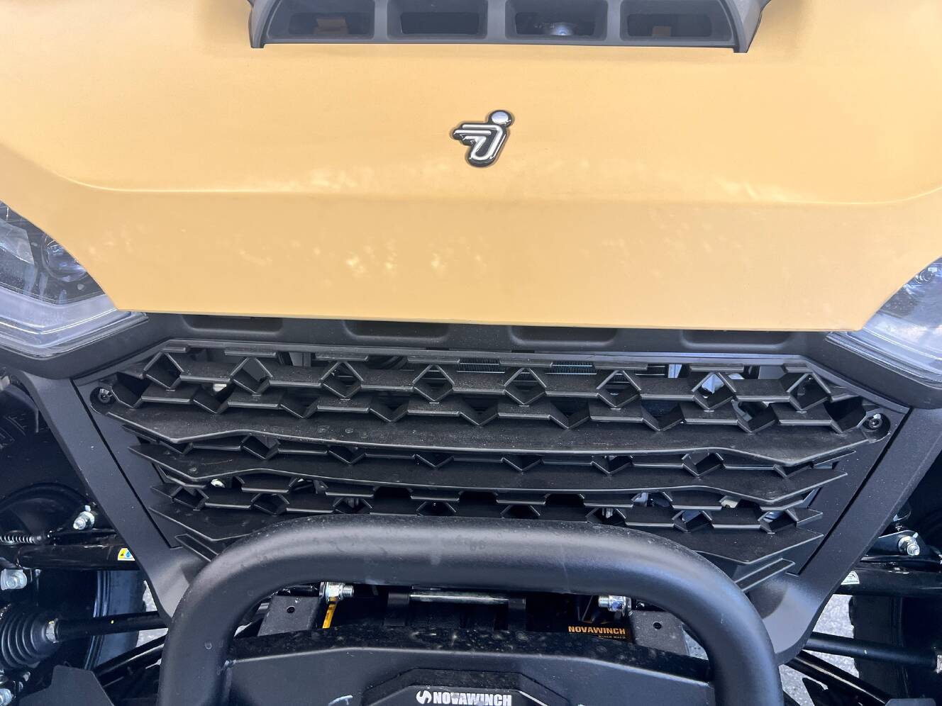 A photo of this 2025 Segway Powersports UT6 P