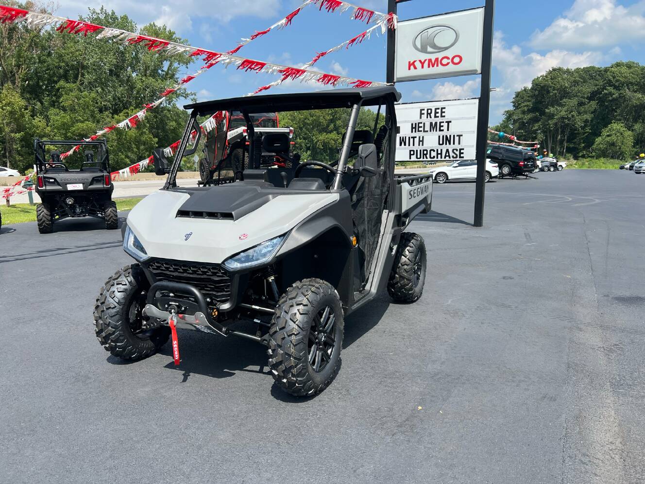 A photo of this 2025 Segway Powersports UT6 P