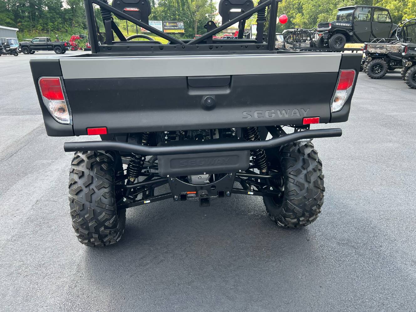 A photo of this 2025 Segway Powersports UT6 P