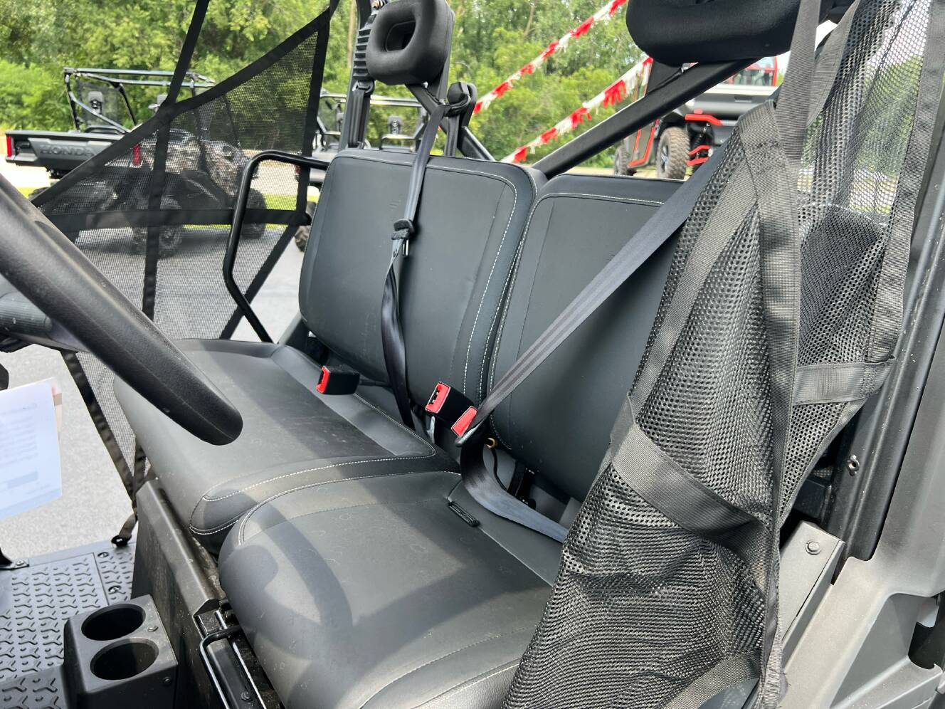 A photo of this 2025 Segway Powersports UT6 P