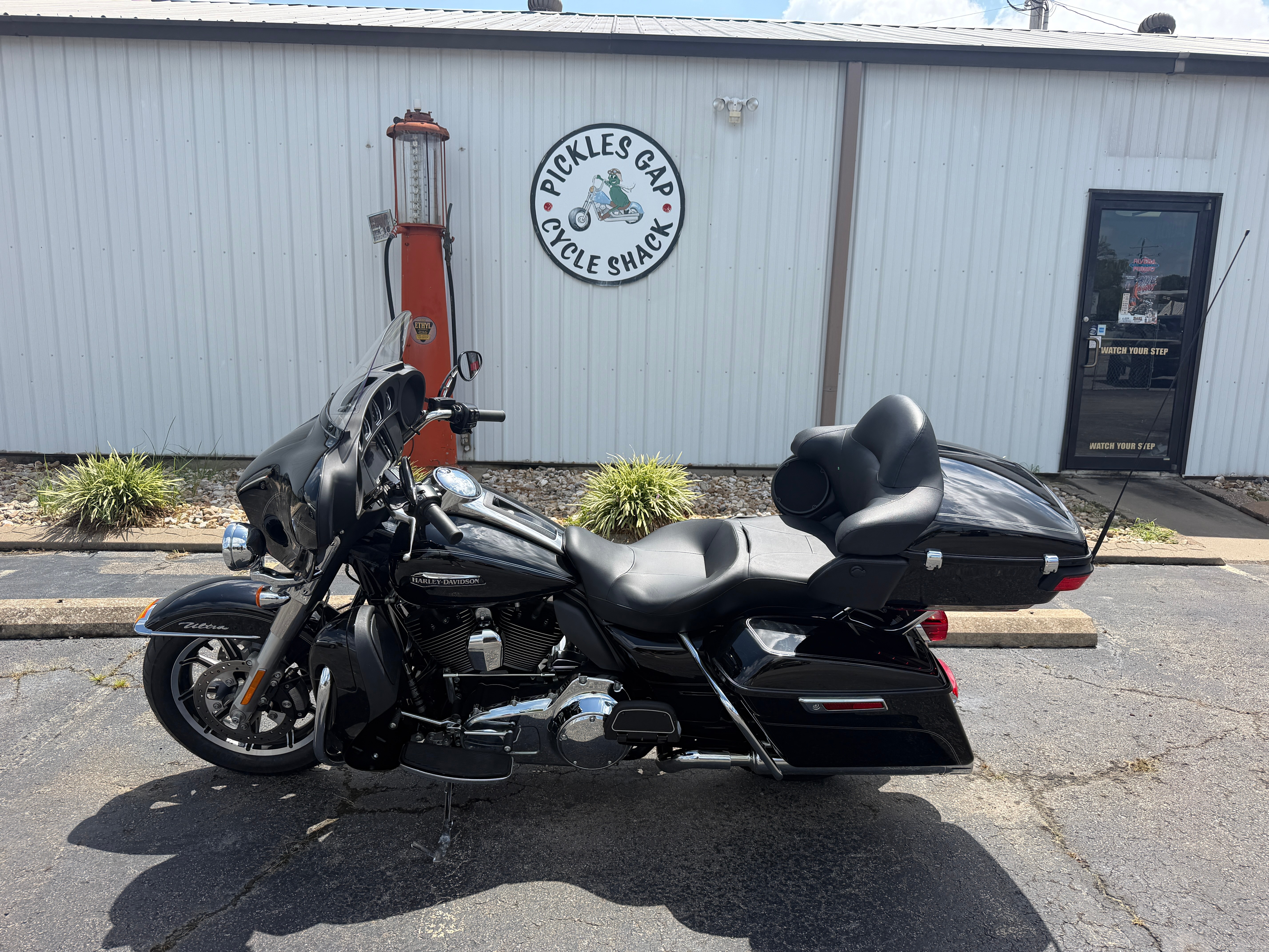 2015 Harley-Davidson Electra Glide® Ultra Classic® ULTRA CLASSIC FLHTCU in Greenbrier, AR