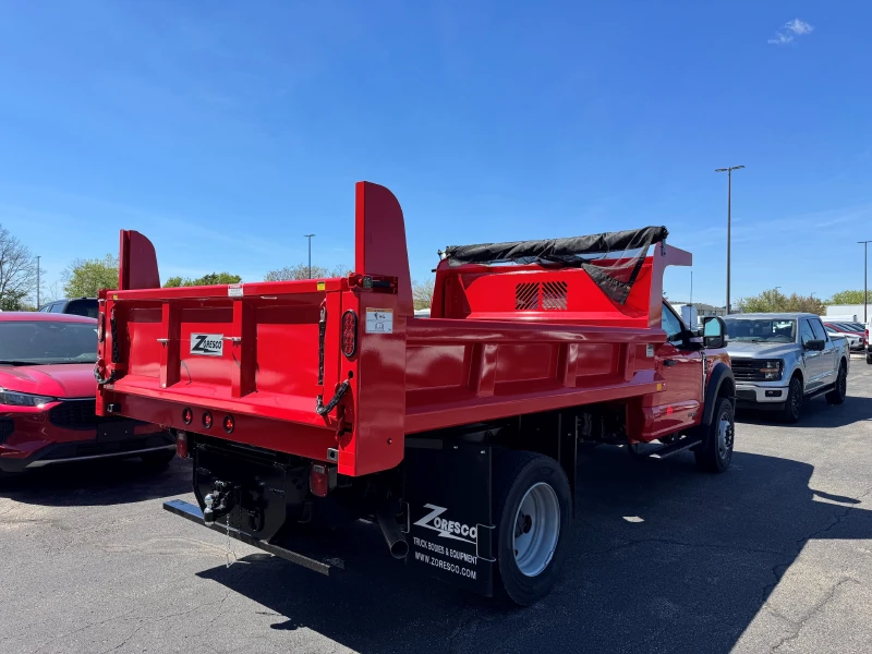 2025 FORD F600