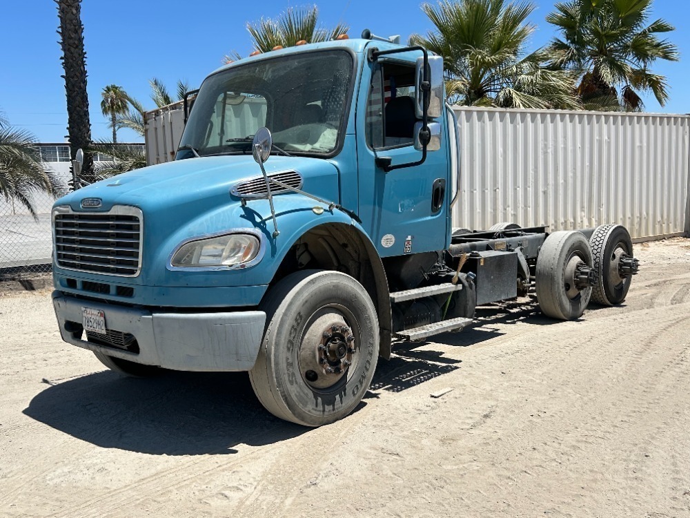 FREIGHTLINER M2 in Colton, CA