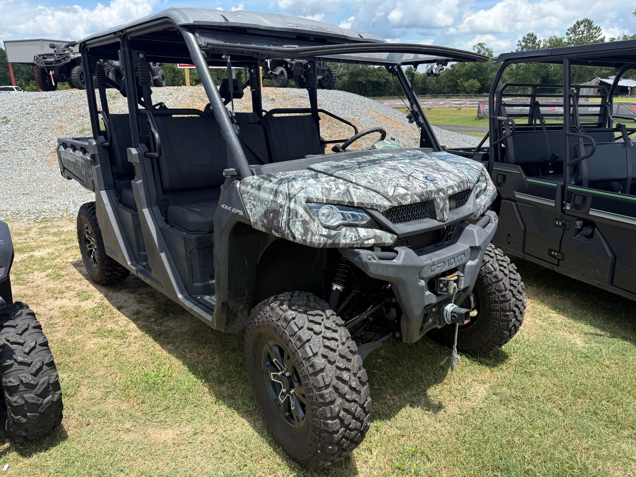 2024 CFMOTO UFORCE 1000 XL in tifton GA