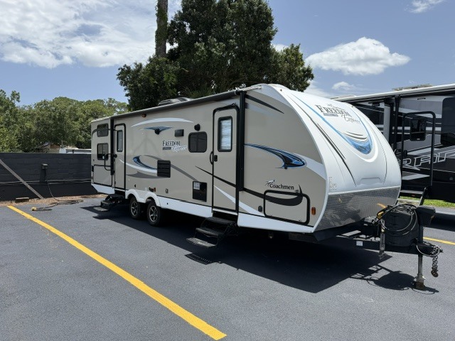 2019 Coachmen FREEDOM EXPRESS 287BHDS RV