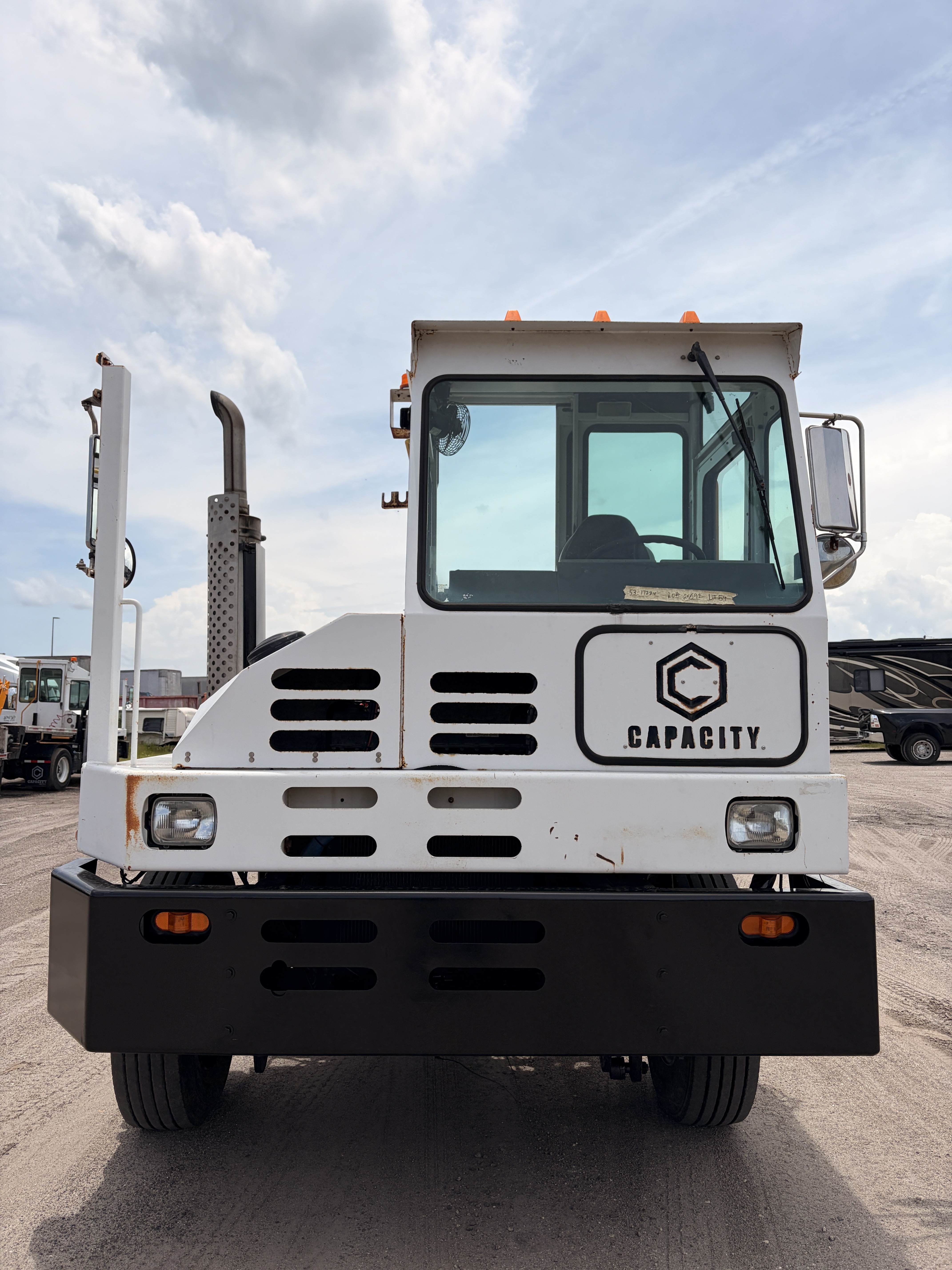2006 CAPACITY SPOTTER in Saint Augustine, FL