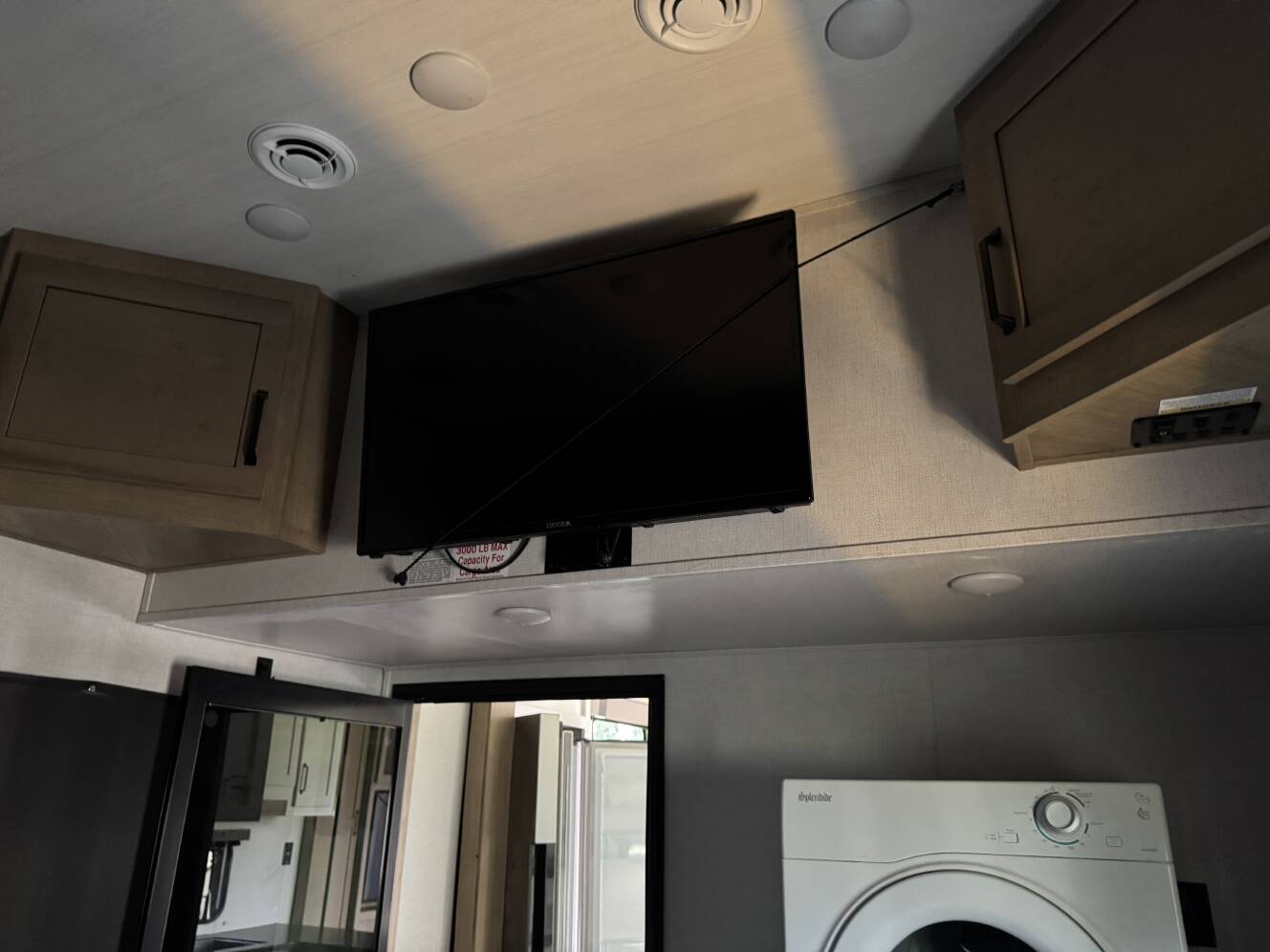 A photo of this 2022 Keystone RAPTOR 423