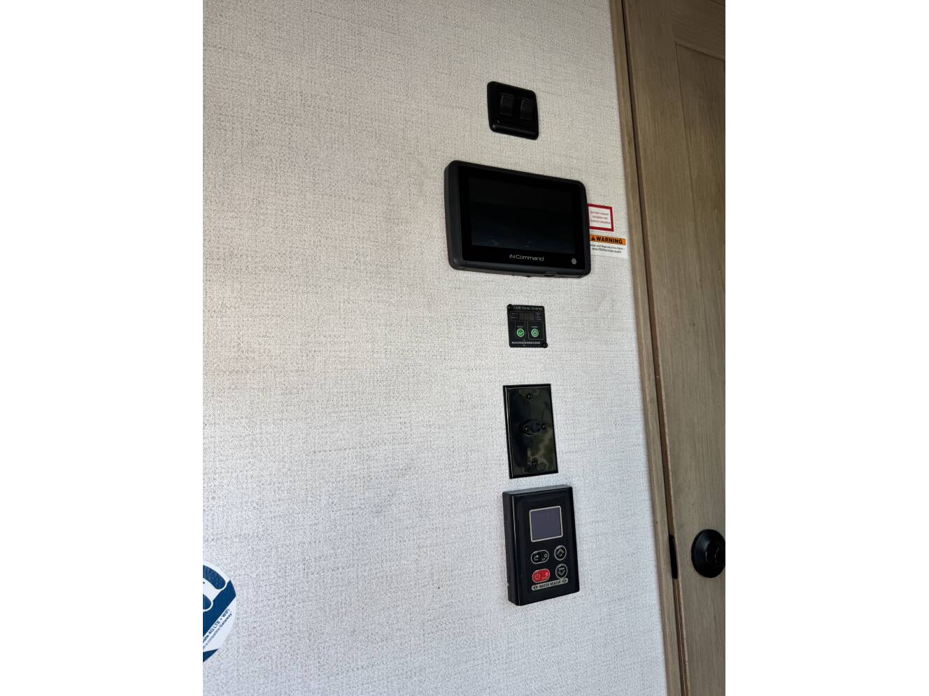 A photo of this 2022 Keystone RAPTOR 423