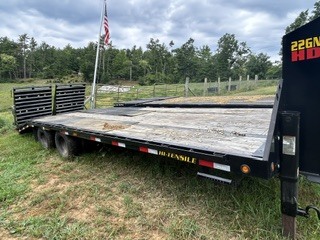 2025 BIG TEX TRAILERS 22GN-25D5A-MRBK in Spruce Pine, NC