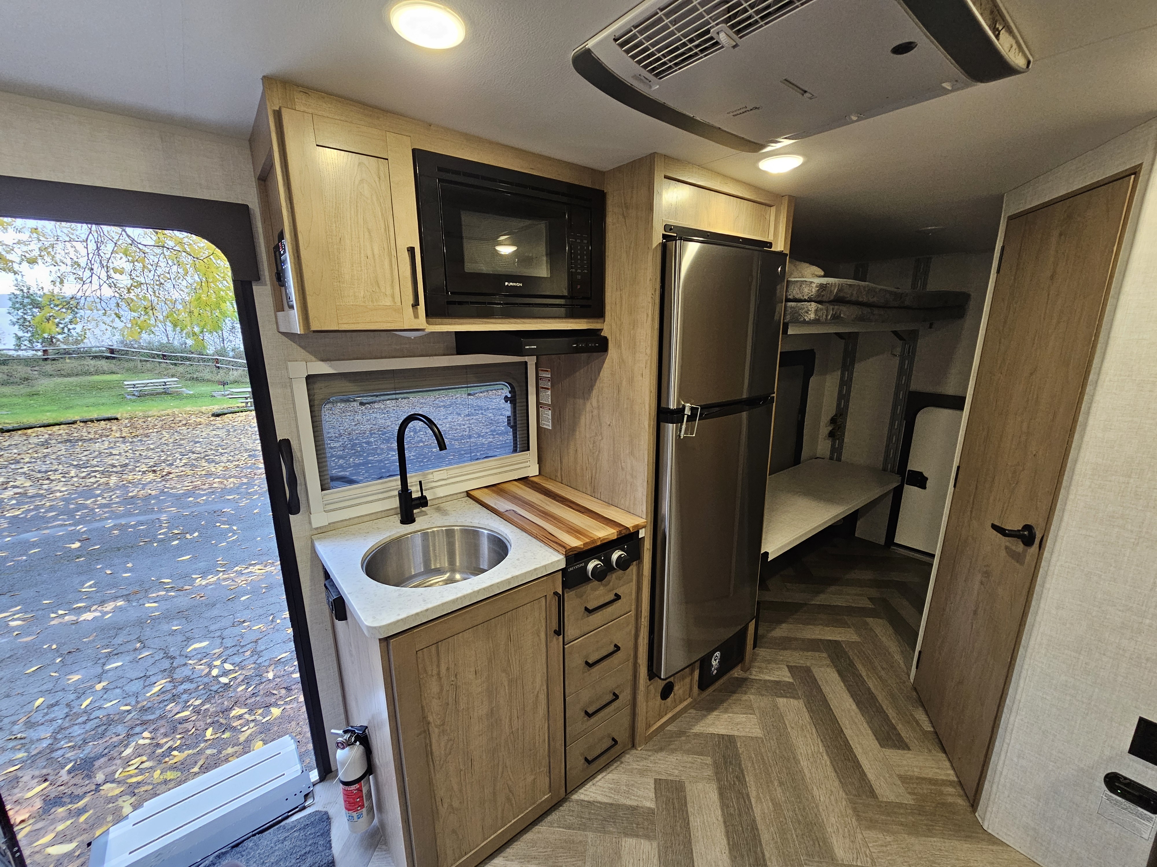 2023 Ember Rv OVERLAND SERIES 191 MSL in camano island WA