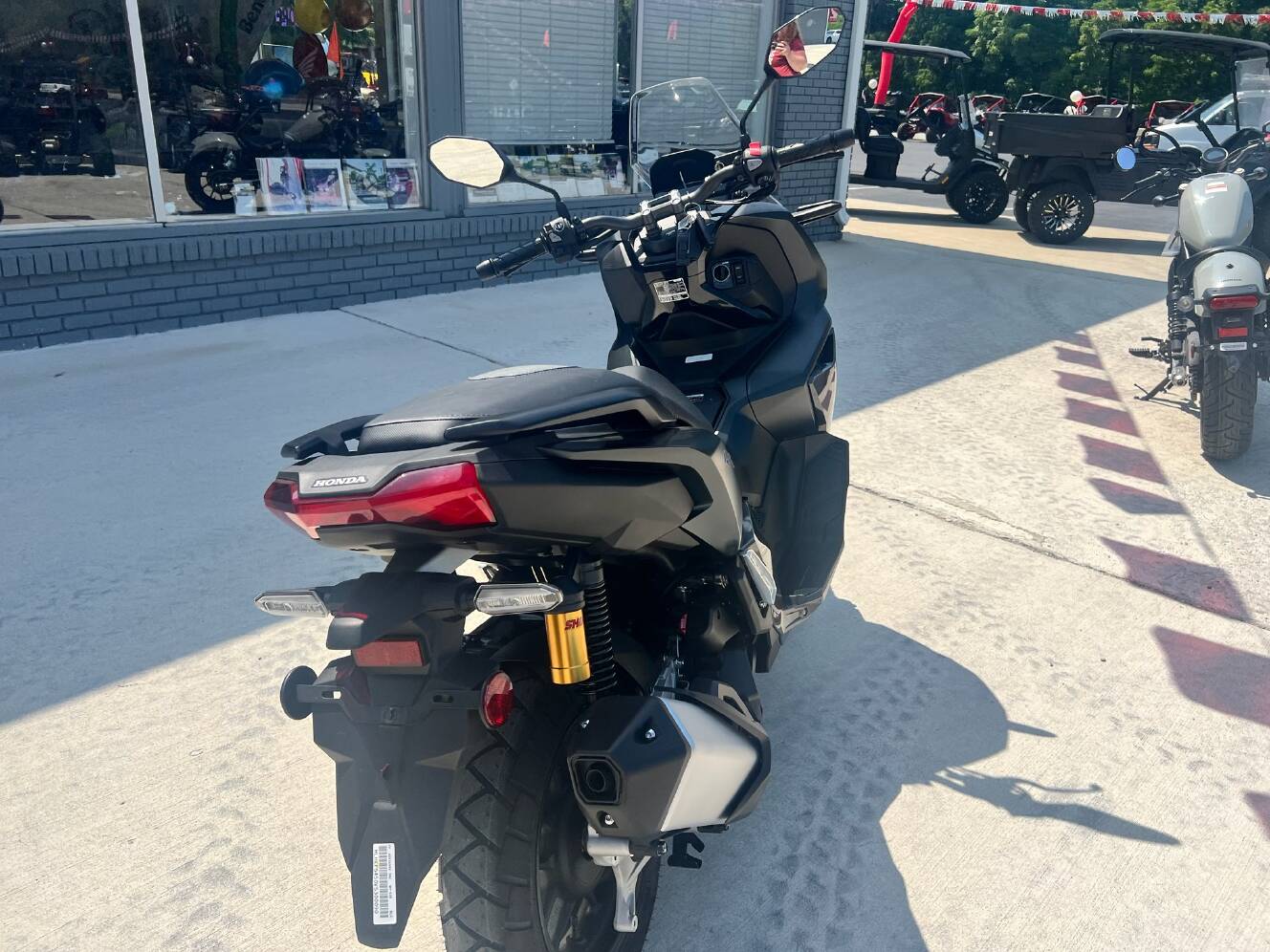 A photo of this 2027 Honda ADV160