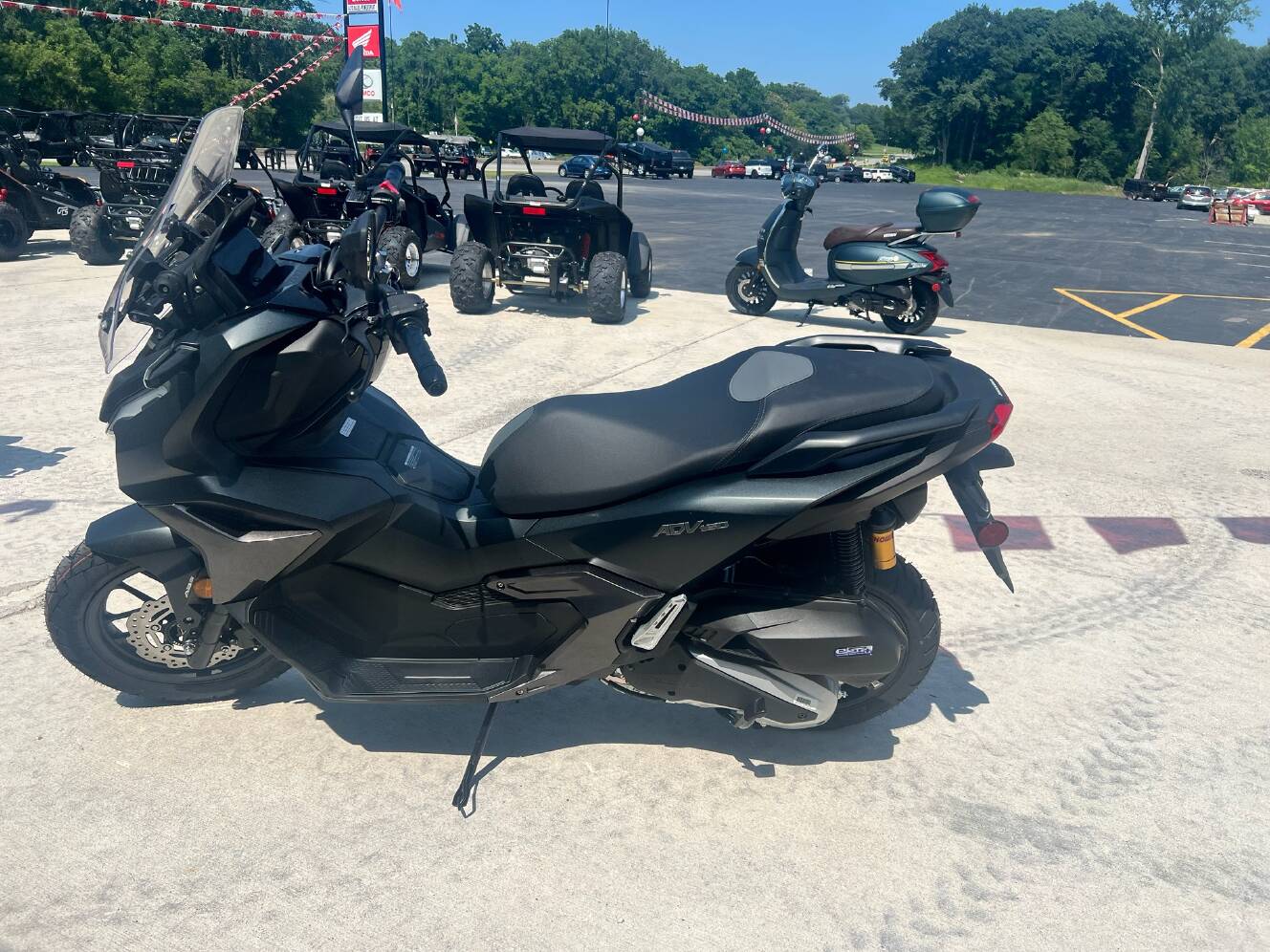 A photo of this 2027 Honda ADV160