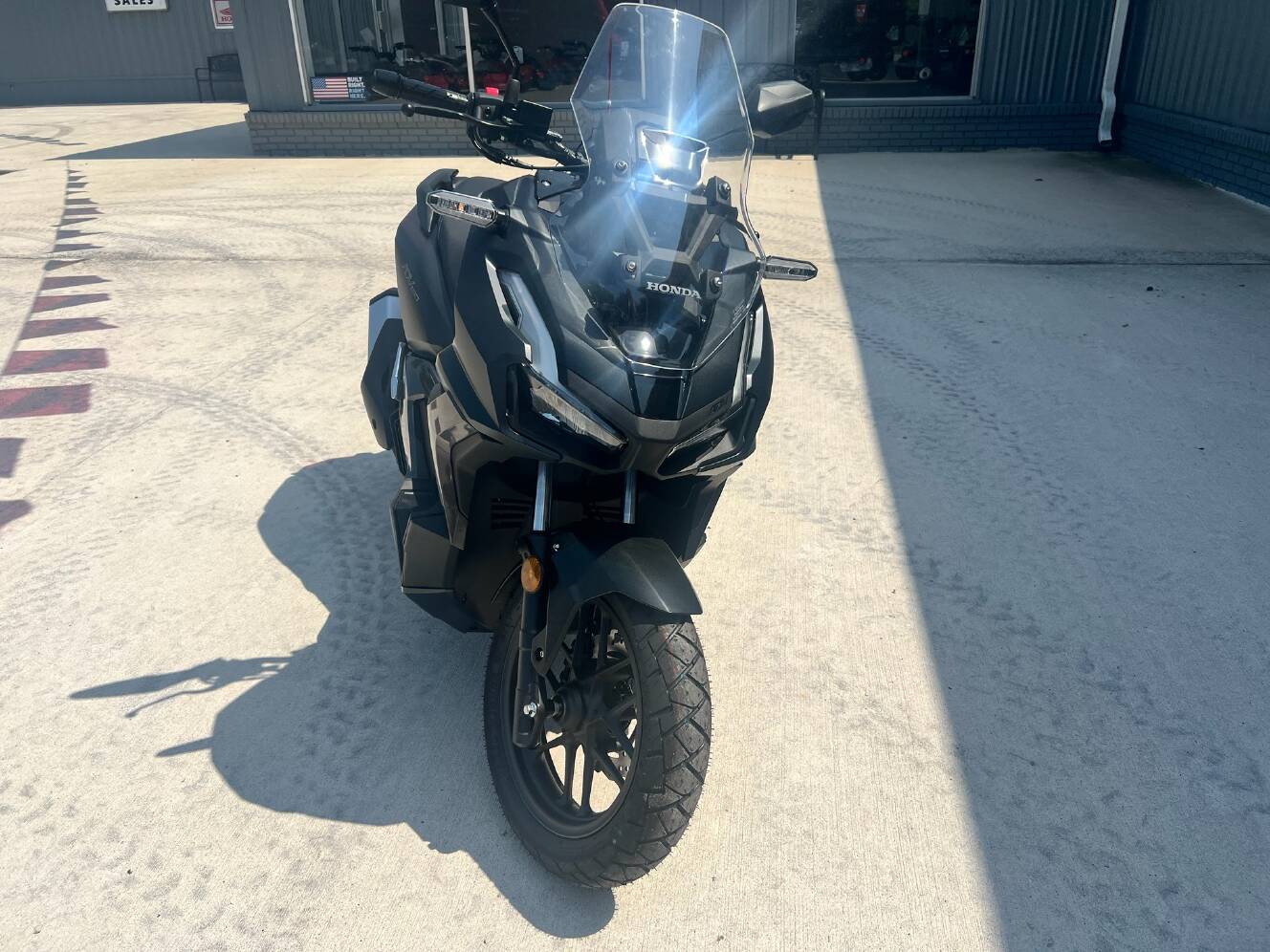 A photo of this 2027 Honda ADV160