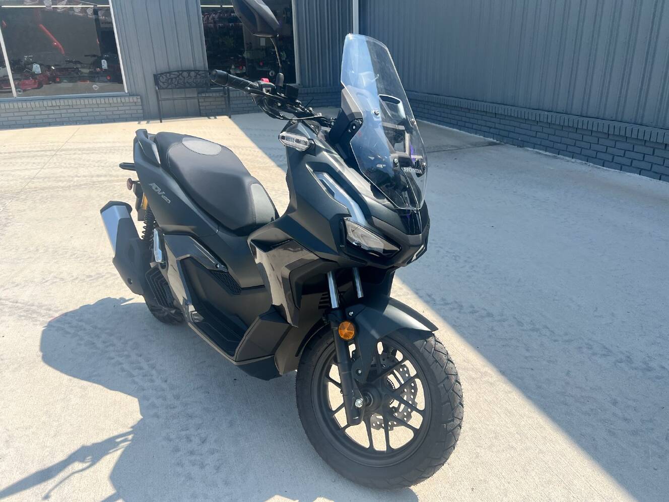 A photo of this 2027 Honda ADV160