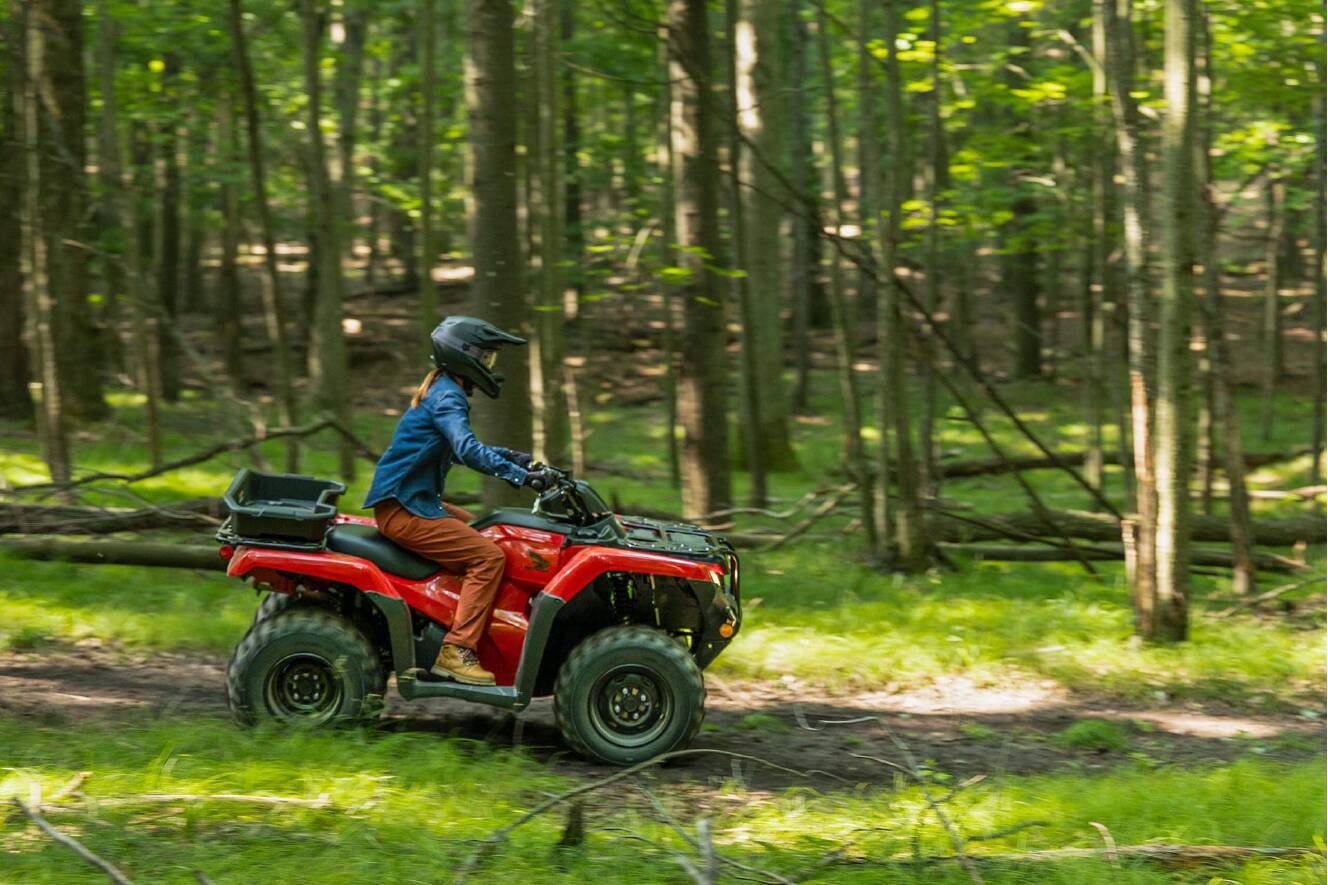 A photo of this 2027 Honda FourTrax Rancher 4x4 Automatic DCT EPS