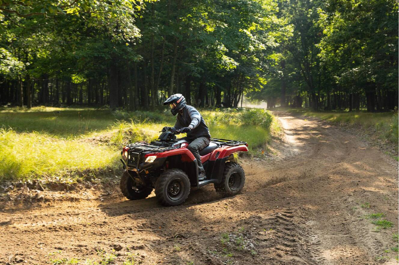 A photo of this 2027 Honda FourTrax Rancher 4x4 Automatic DCT EPS
