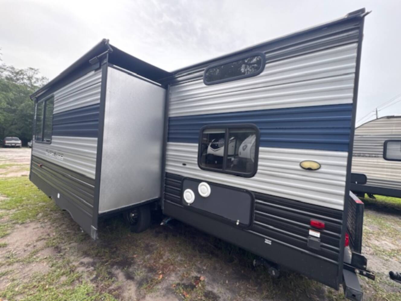 A photo of this 2021 Forest River CHEROKEE 274BRB