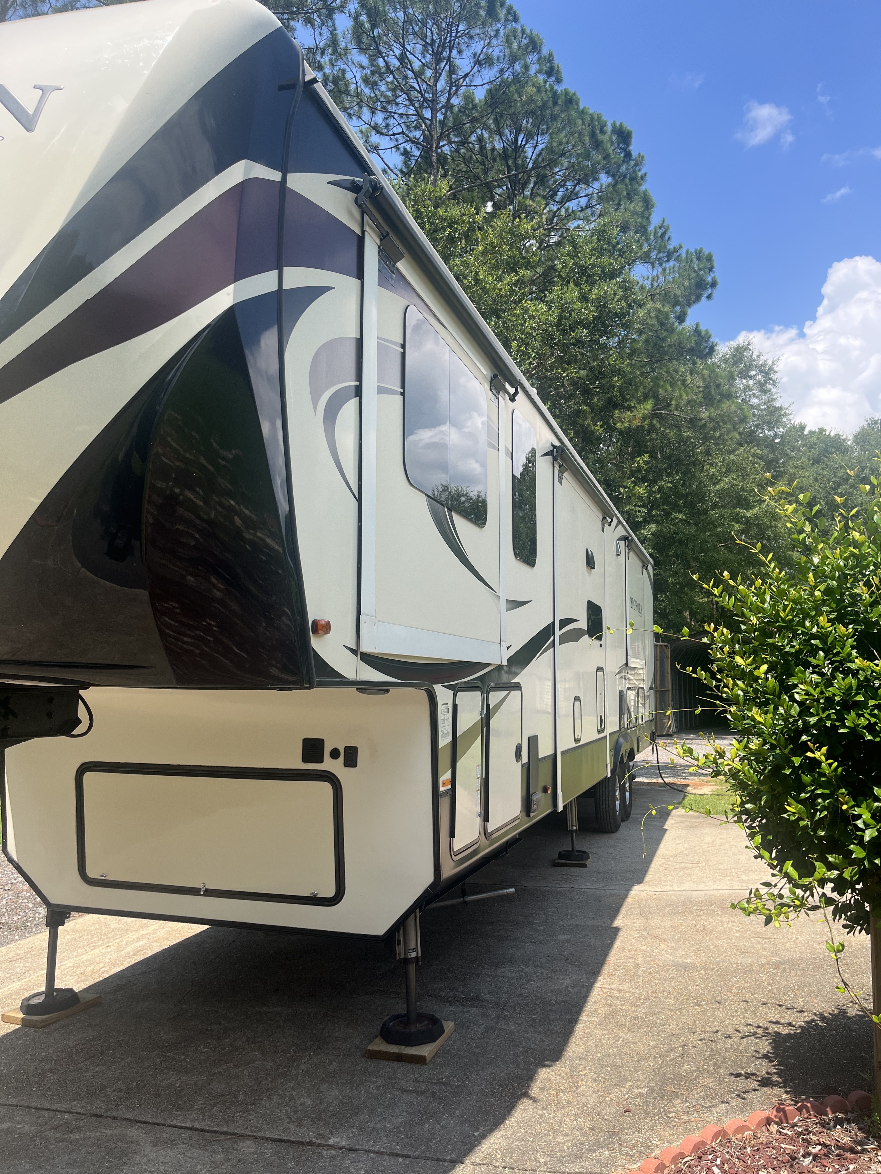 2019 Heartland BIGHORN 3950FL in wiggins MS